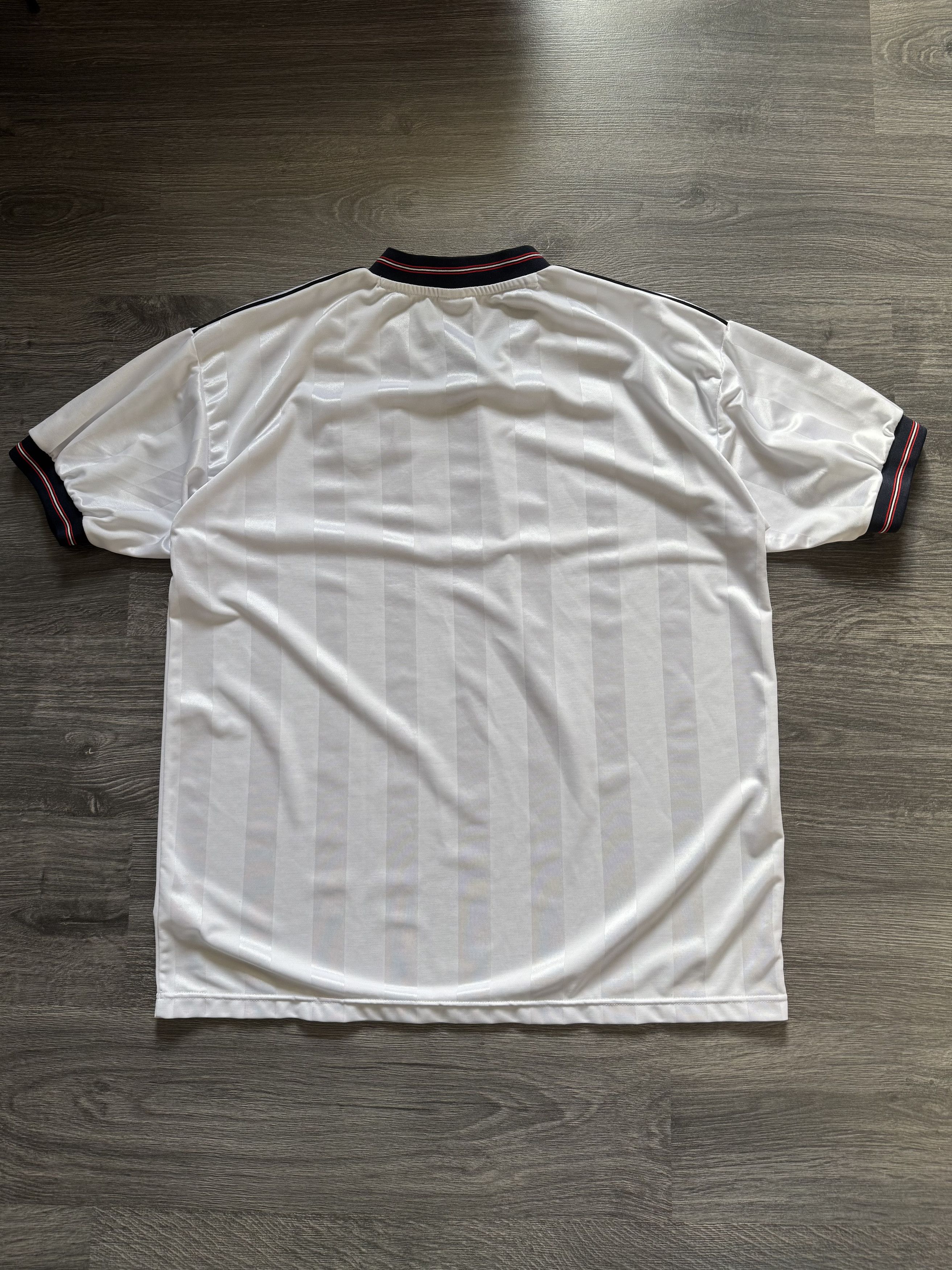 Umbro Vintage Score Draw England Football Soccer bloke shirt Size US XXL / EU 58 / 5 - 2 Thumbnail