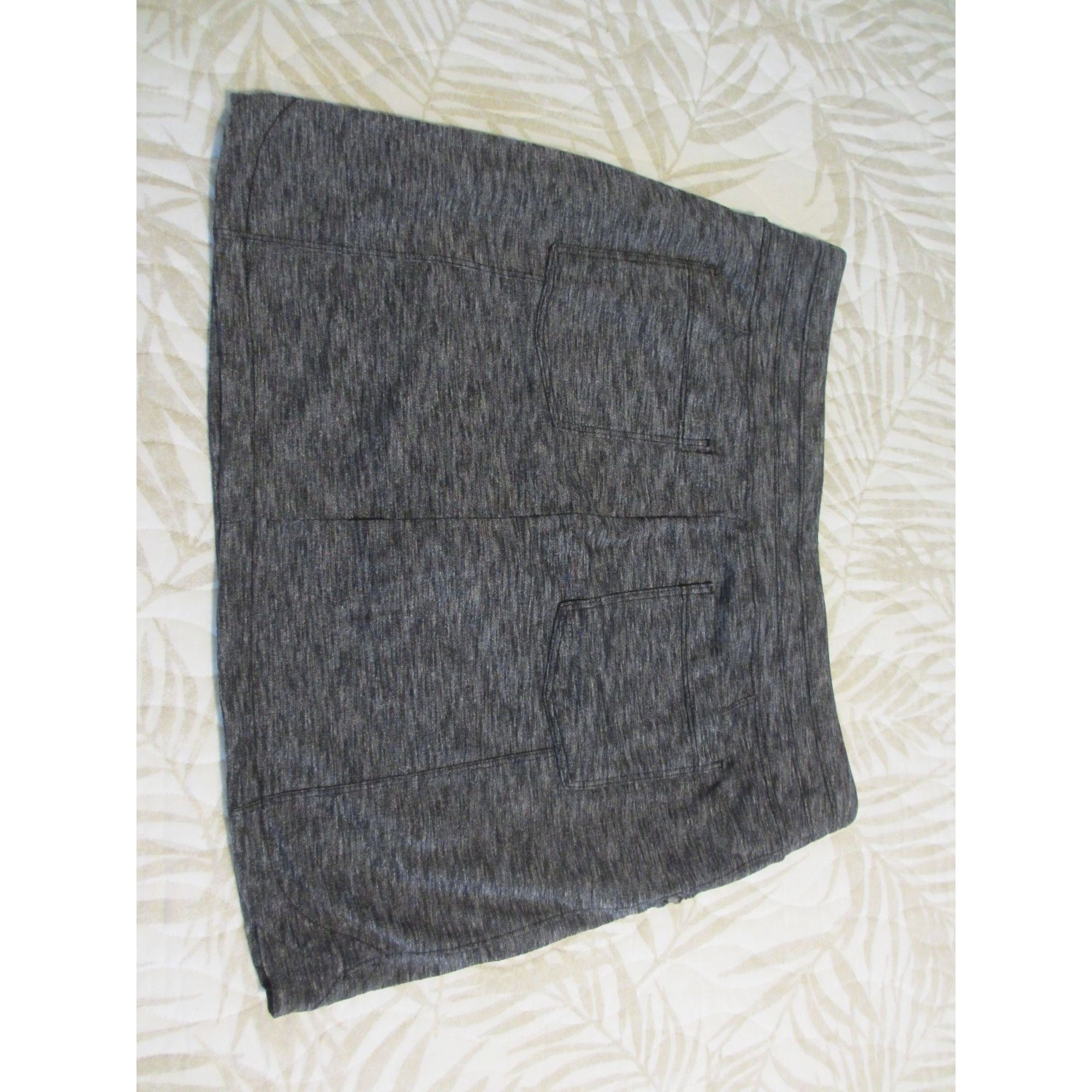 Athleta ATHLETA GREY TENNIS SKIRT WITH BLACK SHORTS MEDIUM Size 30" / US 8 / IT 44 - 4 Thumbnail