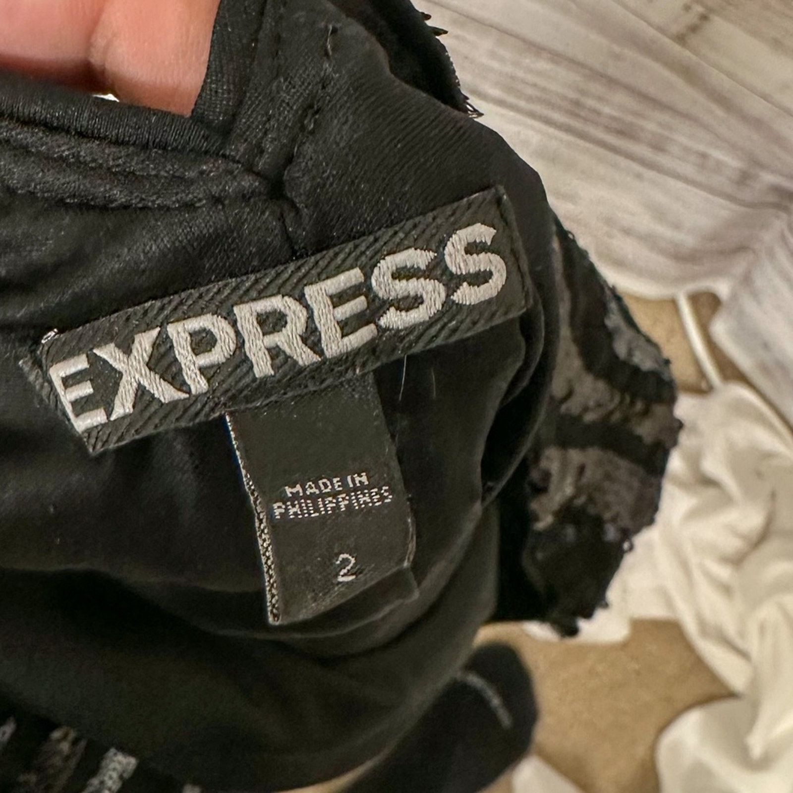 Express Express Black Sequin Mini Dress, EUC, Size 2, MSRP $128 Size XS / US 0-2 / IT 36-38 - 14 Thumbnail