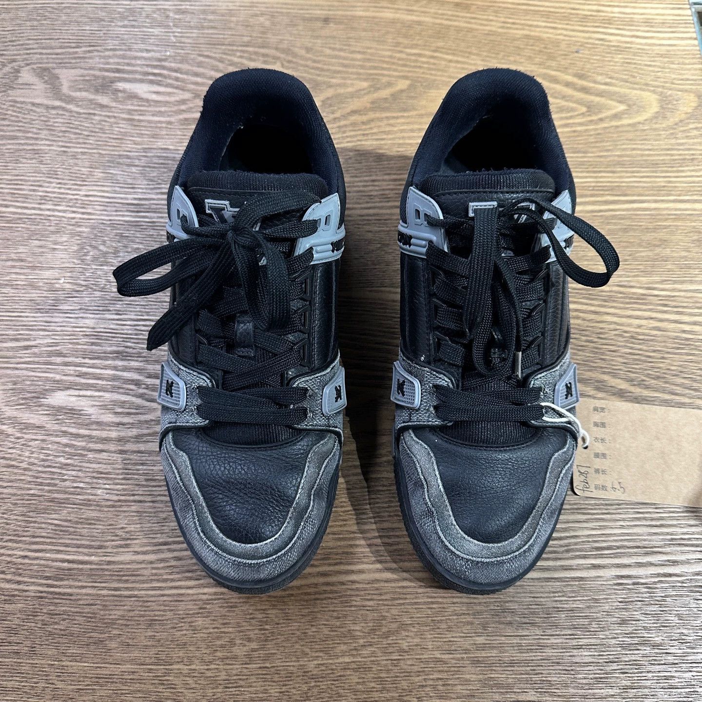 Louis Vuitton Louis Vuitton Damier Trainer 6.5 Size US 6.5 / IT 36.5 - 2 Thumbnail