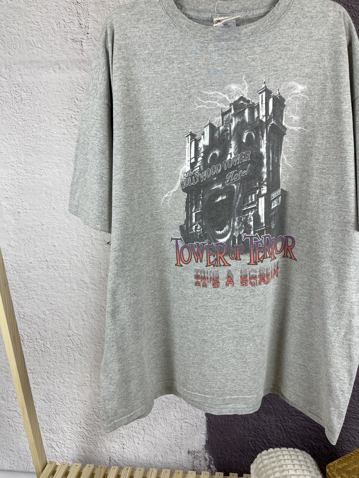 Disney × Vintage Disney vintage House of terror It’s a scream tee shirt Size US XXL / EU 58 / 5 - 3 Thumbnail
