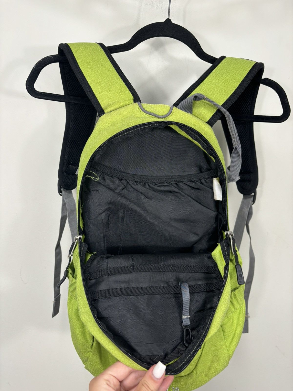 The North Face Vintage The North Face Mercury 18 Hiking Outdoor Backpack Size ONE SIZE - 15 Thumbnail