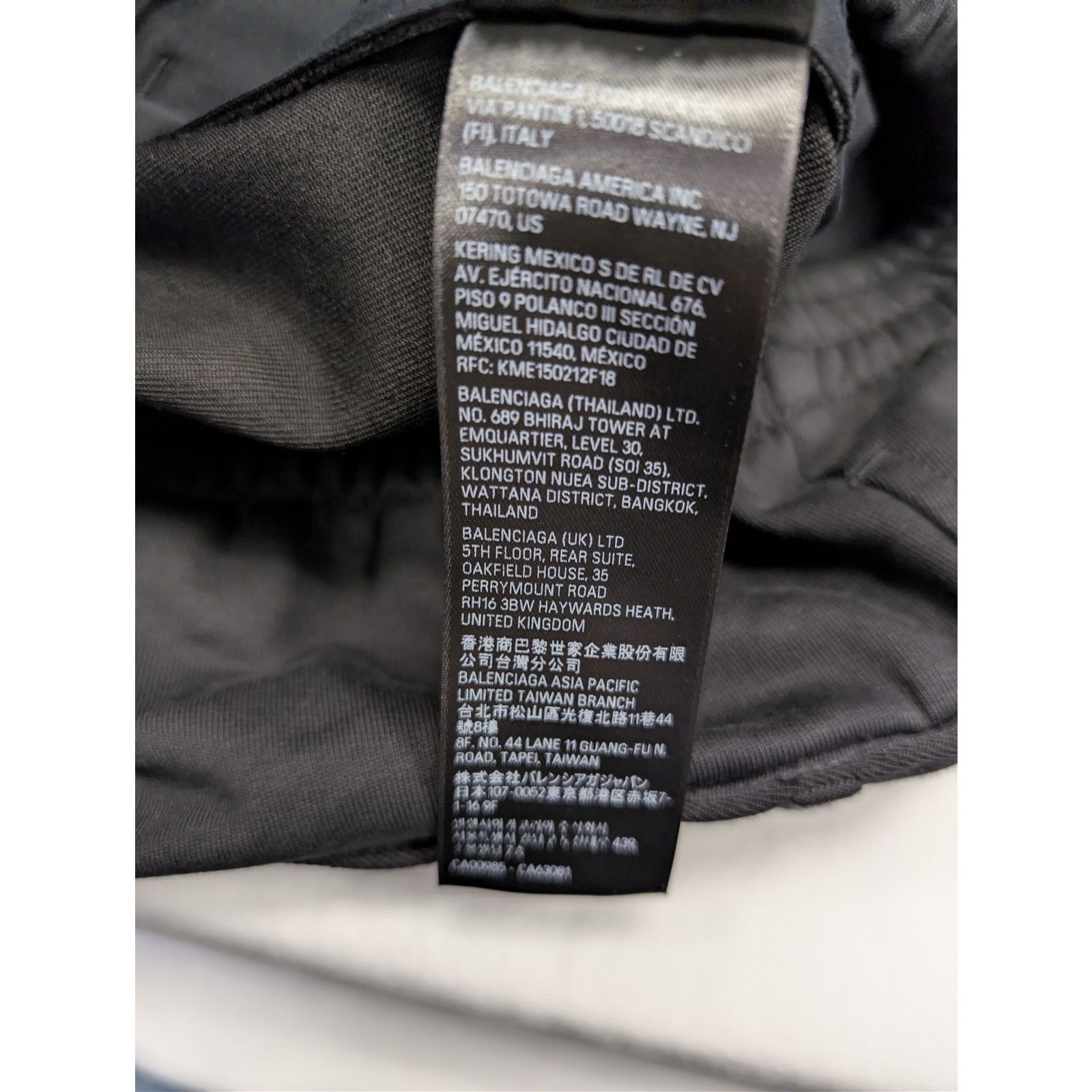 Balenciaga o1rshd1 Dry Wool Twill Hybrid Tailoring Pants in Black Size US 30 / EU 46 - 21 Thumbnail