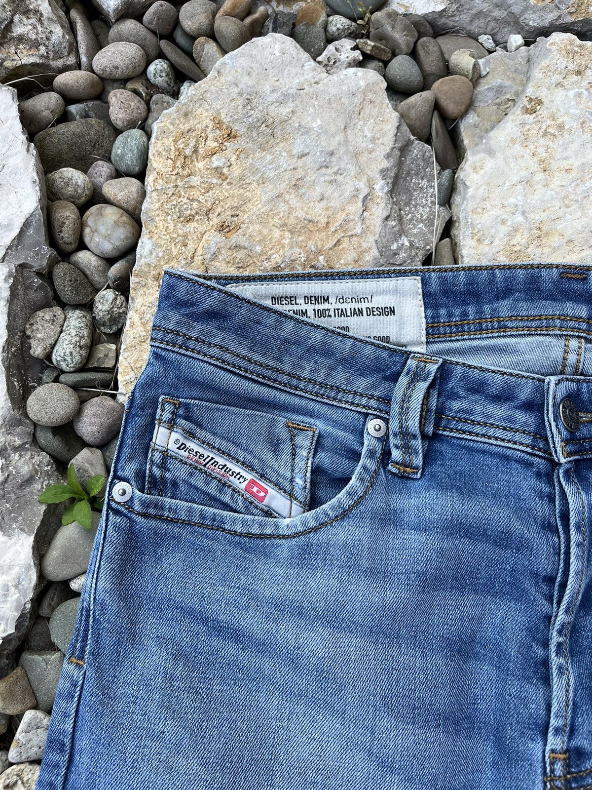 Diesel × Jean Diesel larkee straight y2k classic jeans 30x34 long pants Size US 30 / EU 46 - 10 Thumbnail