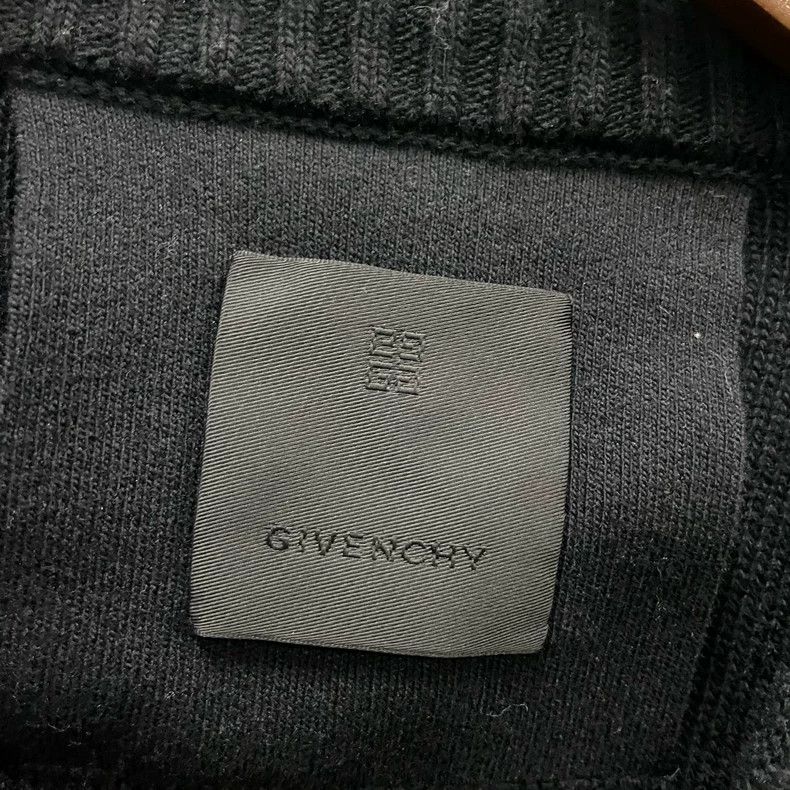 Givenchy Givenchy Black Button-Down V-Neck Knit Cardigan Size US XL / EU 56 / 4 - 3 Thumbnail