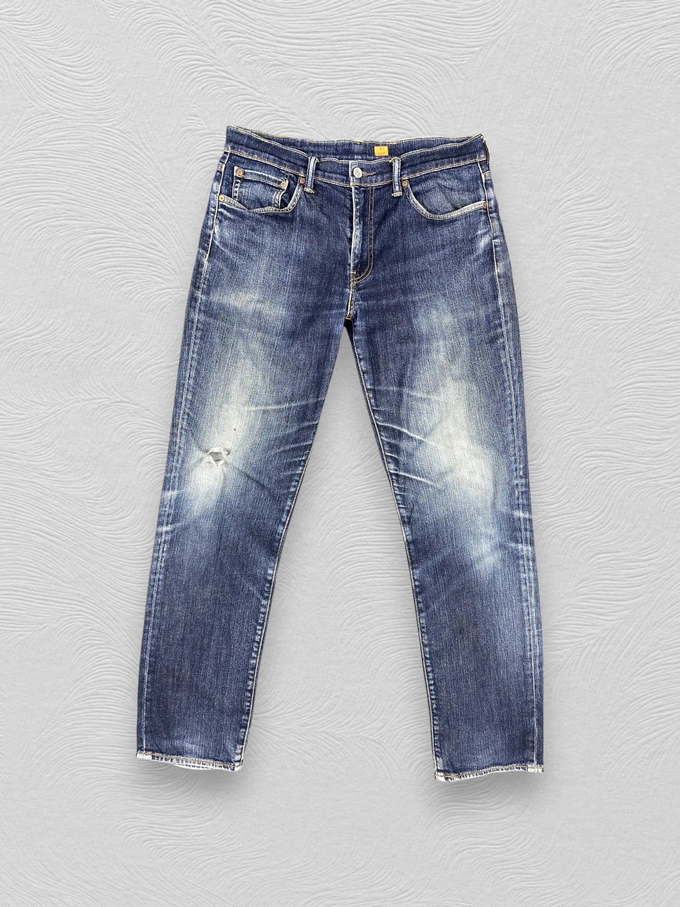 Levi's Distressed Blue Levi's 511 Jeans 33x32 Denim -JN1401 Size US 33 - 1 Thumbnail