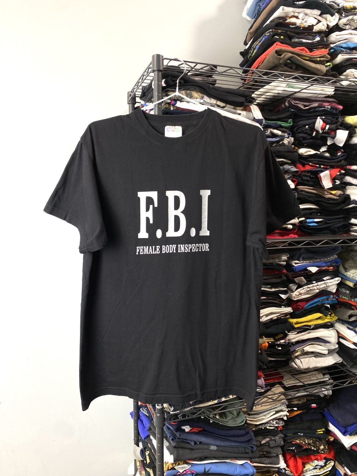 Vintage Vintage 2000s Female Body Inspector Funny T Shirt Size US M / EU 48-50 / 2 - 1 Thumbnail