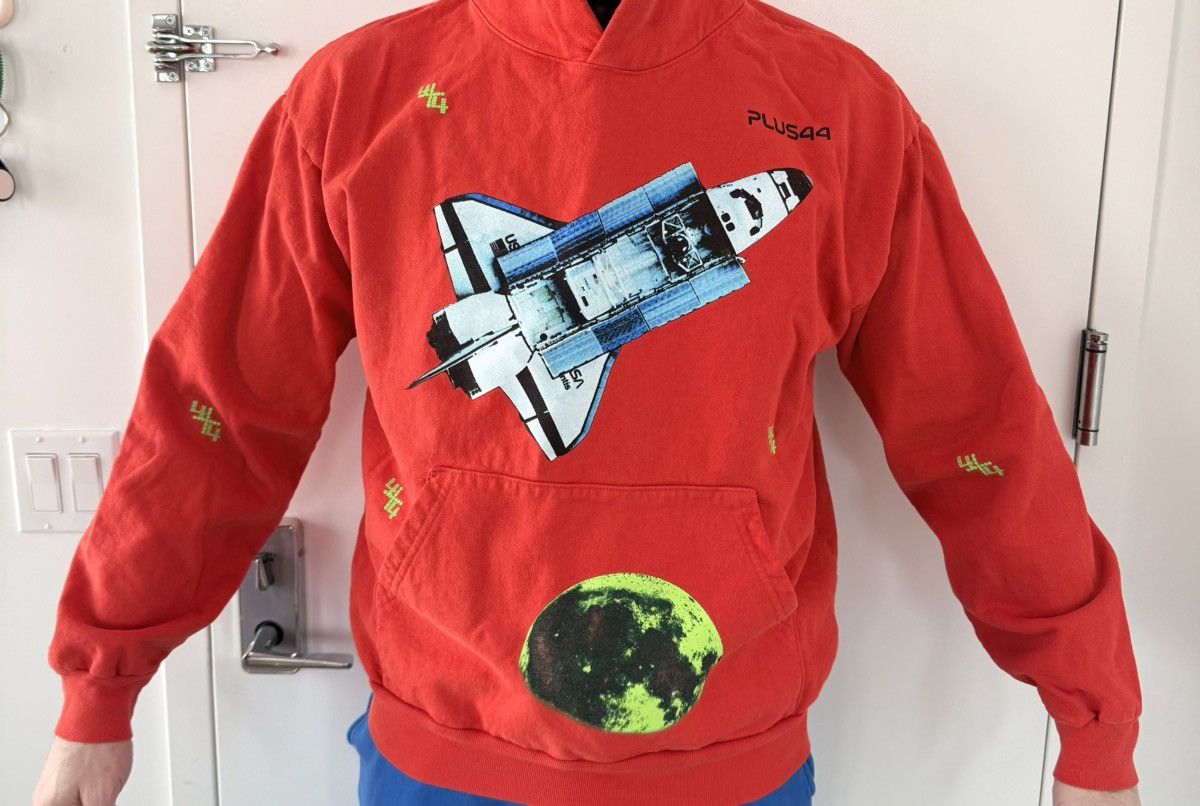 +44 Lewis Hamilton NASA Hoodie Size US XL / EU 56 / 4 - 3 Thumbnail