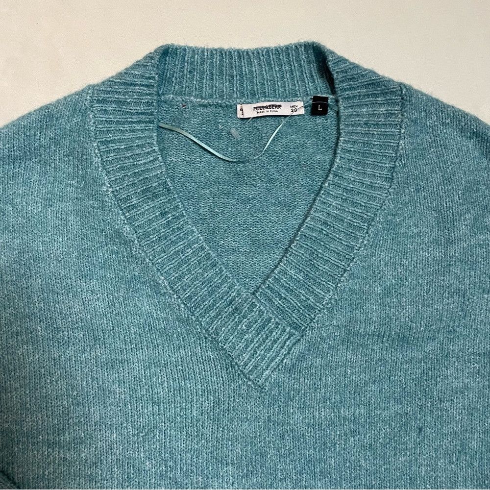 Pull & Bear New Pull & Bear Blue V-Neck Drop Shoulder Sweater Size L Size L / US 10 / IT 46 - 5 Thumbnail