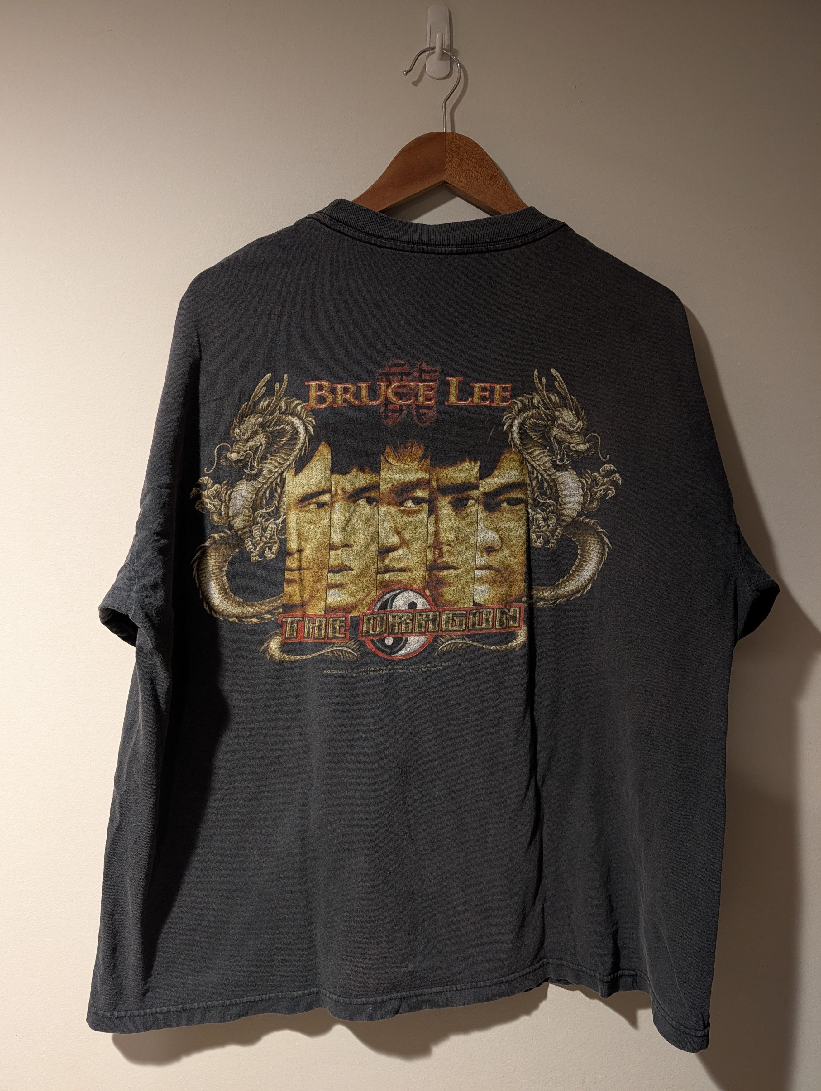 Vintage Vintage 90s Bruce Lee The Dragon Movie Promo T-Shirt Size US XXL / EU 58 / 5 - 1 Thumbnail
