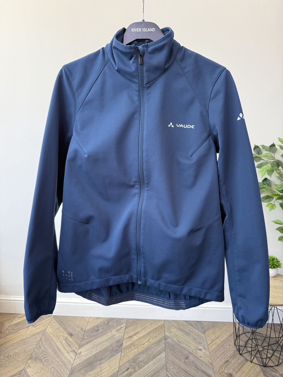 Other Vintage Vaude women’s matera Softshell cycling jacket Size L / US 10 / IT 46 - 2 Thumbnail