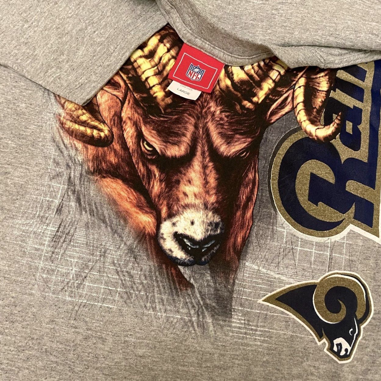 NFL VINTAGE 90s St Louis Rams NFL Big Graphic Shirt Mens L Gray T-Shirt Mens Mattress? Size US L / EU 52-54 / 3 - 2 Thumbnail