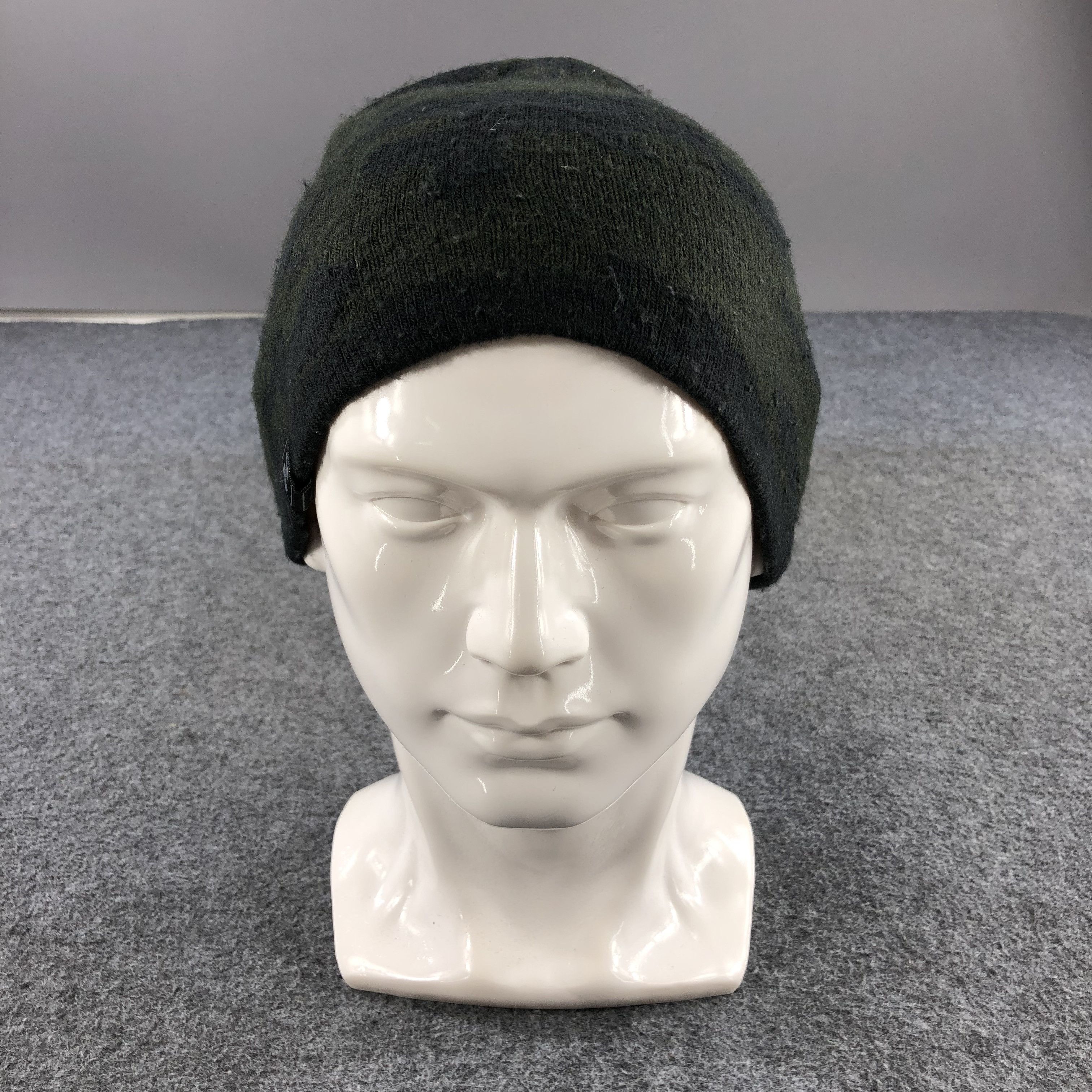 Under Armour Under Armor Camo Beanie Snowcap Snow Hat B308 Size ONE SIZE - 2 Thumbnail