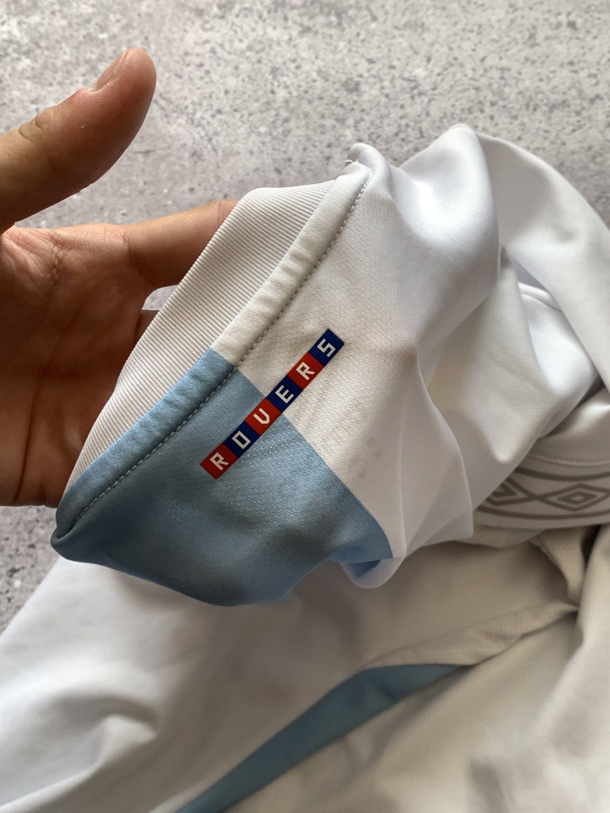 Umbro 🔥UMBRO BLACKBURN ROVERS 2018/19 AWAY SOCCER JERSEY SHIRT Size US XL / EU 56 / 4 - 8 Thumbnail