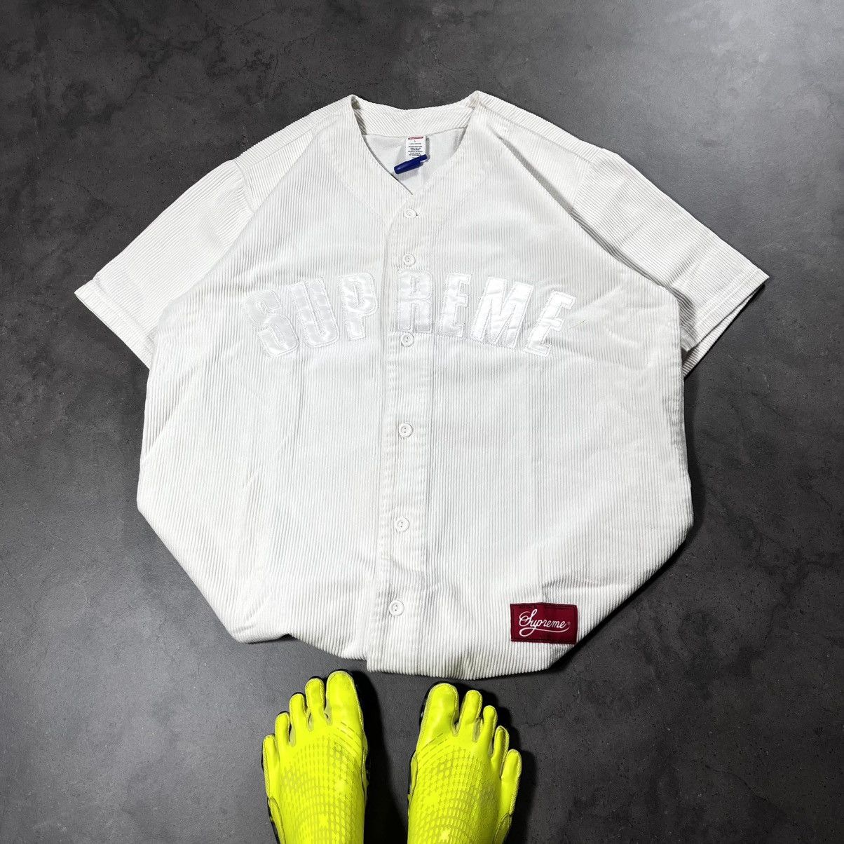 Supreme Supreme SS18 Corduroy Baseball Jersey Tee Tshirt Never Worn Size US XL / EU 56 / 4 - 2 Thumbnail