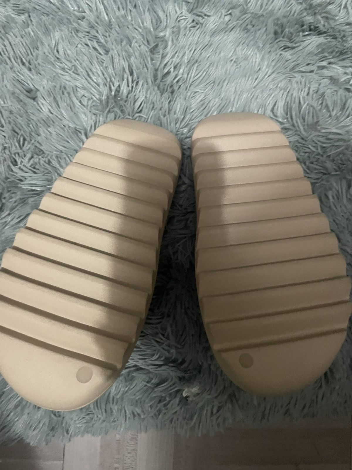 Yeezy Yeezy Slides, Size 8 men Size 6 women Color: Pure. New Size US 8 / IT 38 - 2 Thumbnail