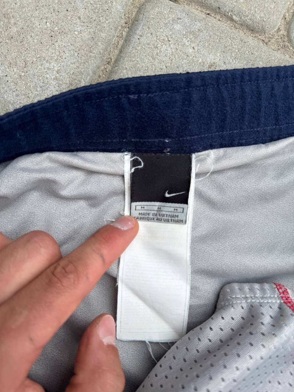 Nike Vintage Shorts Nike Swoosh Y2K Size US 32 / EU 48 - 5 Thumbnail
