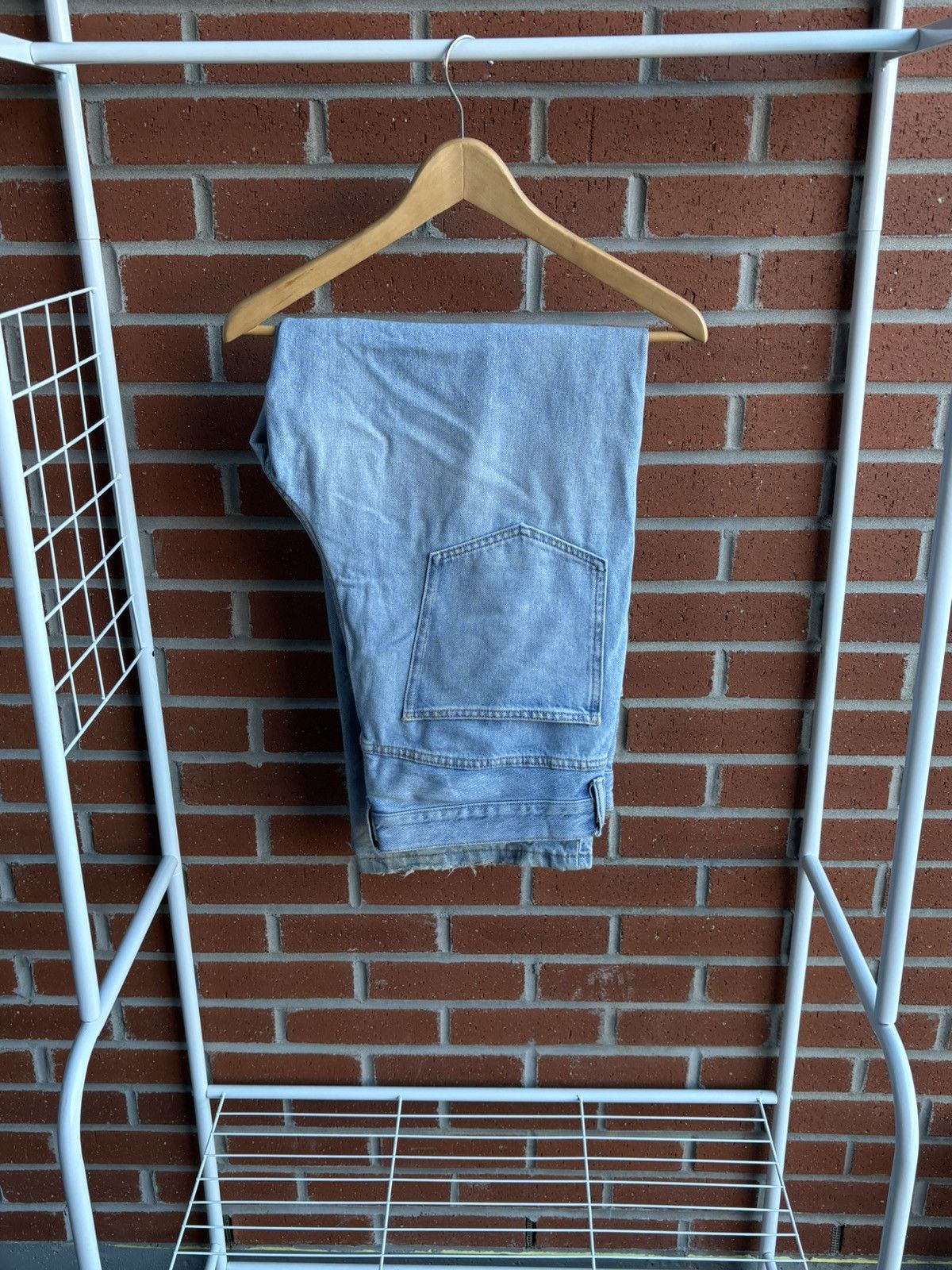 H&M Baggy Light Wash Denim Size US 36 / EU 52 - 1 Thumbnail