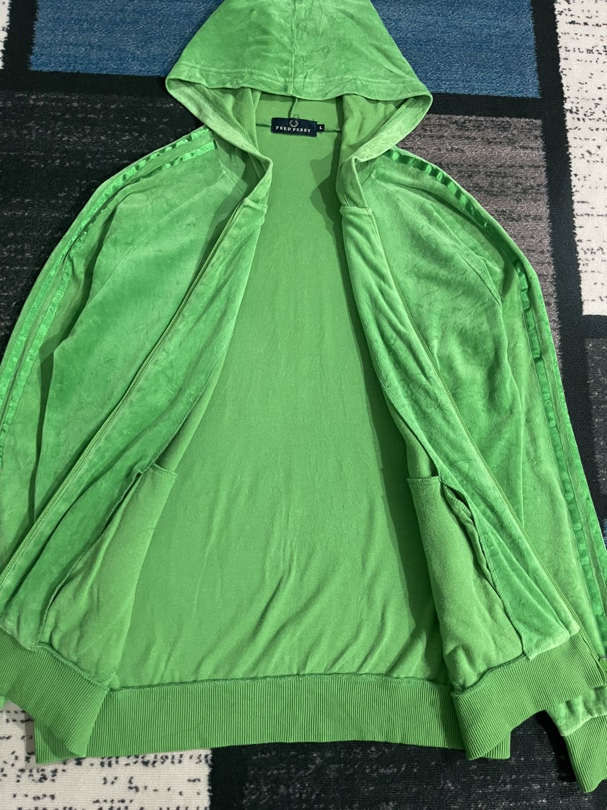 Fred Perry × Vintage Vintage Fred Perry Velvet Green Hoodie Jacket Size US L / EU 52-54 / 3 - 12 Thumbnail