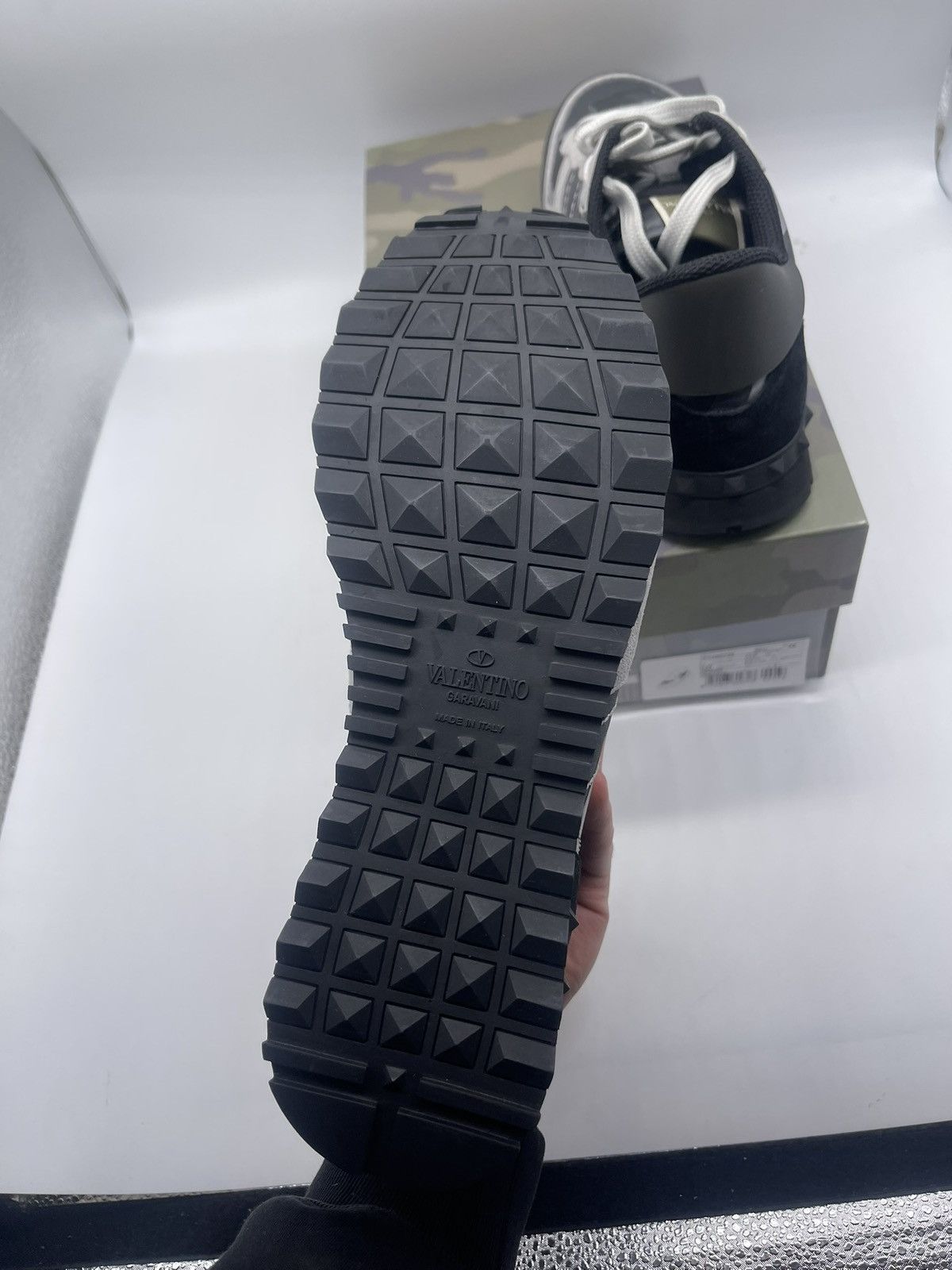 Valentino Valentino rock runners size eu42 Size US 9 / EU 42 - 6 Thumbnail