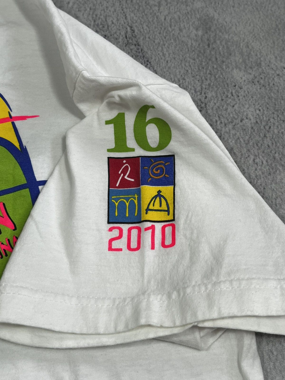 Asics × Vintage Vintage Y2K ASICS 2010 Roma marathon big logo tee XL Size US XL / EU 56 / 4 - 8 Thumbnail