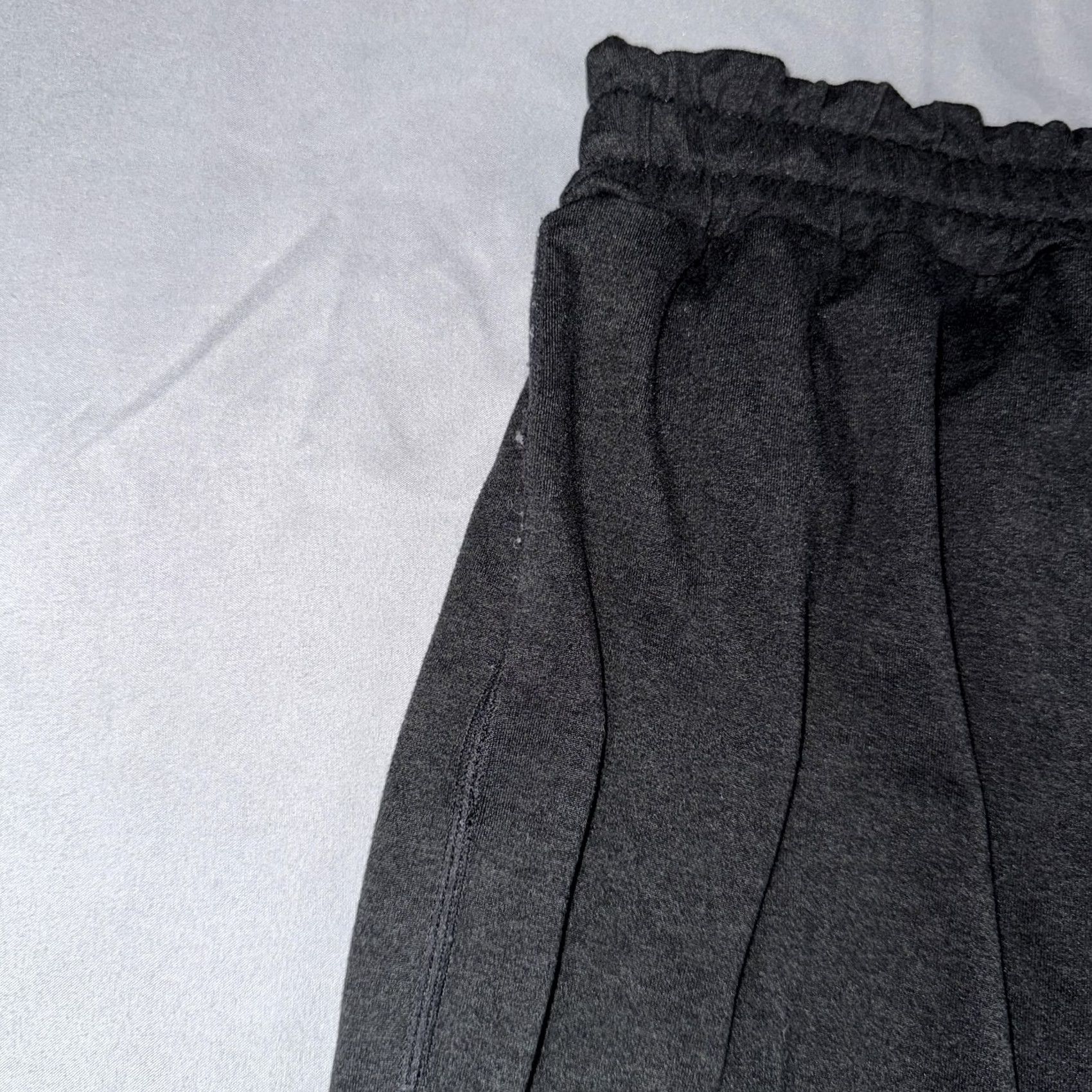 Vuori Vuori Jogger Pants Men's S Black Jersey Elastic Waist Pockets Zip Pocket Tapered Activewear Casual Size US S / EU 44-46 / 1 - 6 Thumbnail