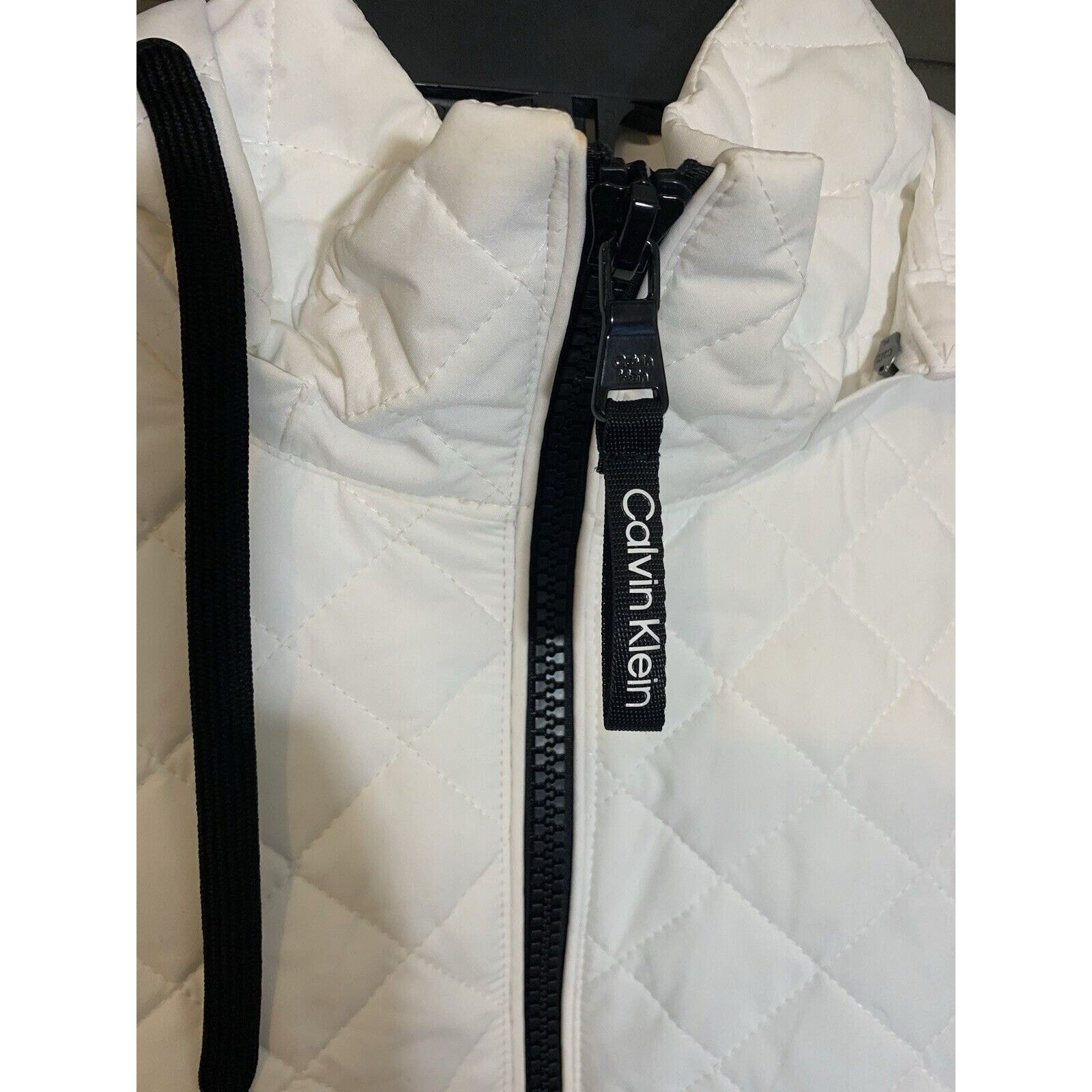 Calvin Klein Calvin Klein Diamond Quilted Jacket Removable Hood. Size L Size L / US 10 / IT 46 - 5 Thumbnail