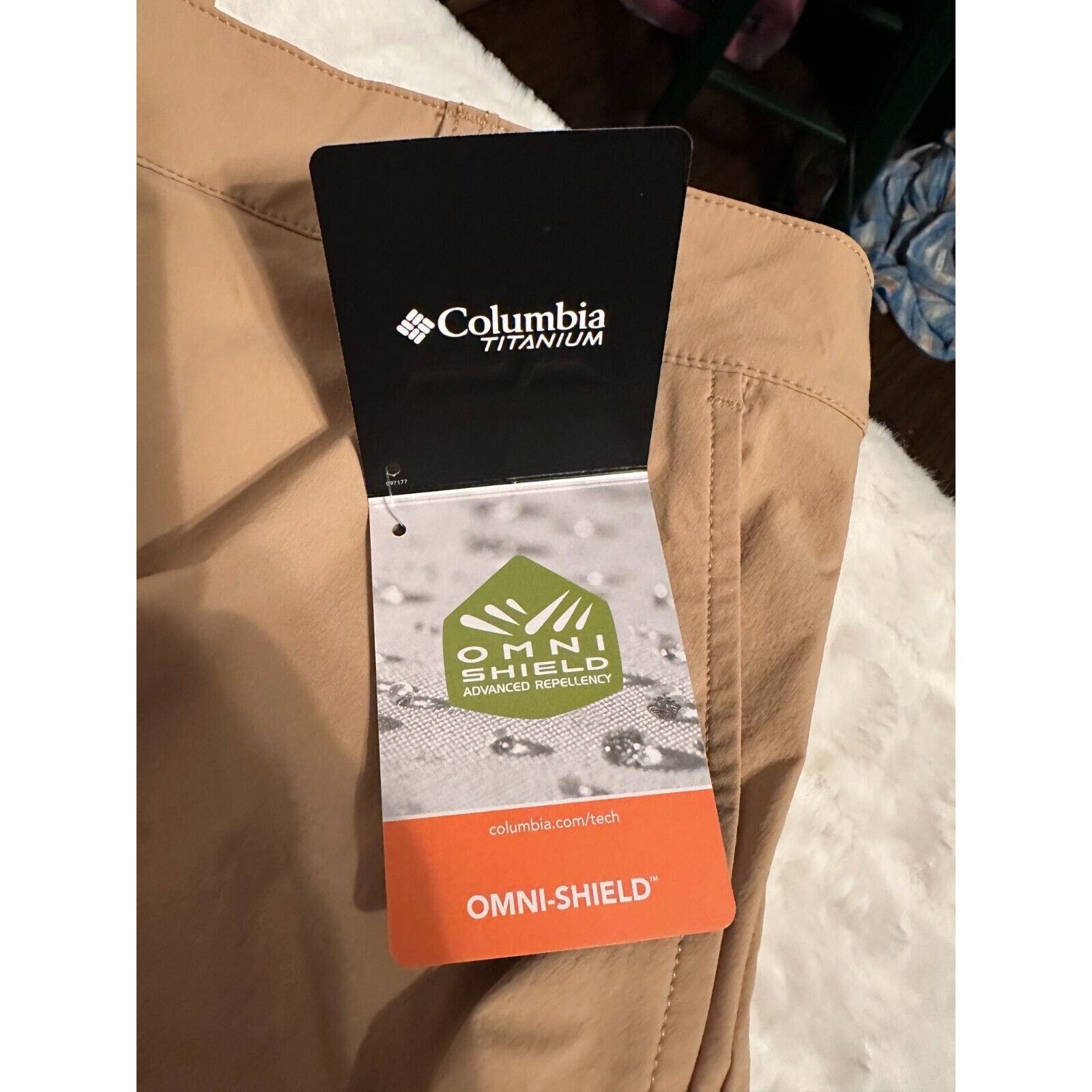 Columbia Women Columbia Titanium Pants 18W- Tan Size 40" / US 18 - 4 Thumbnail