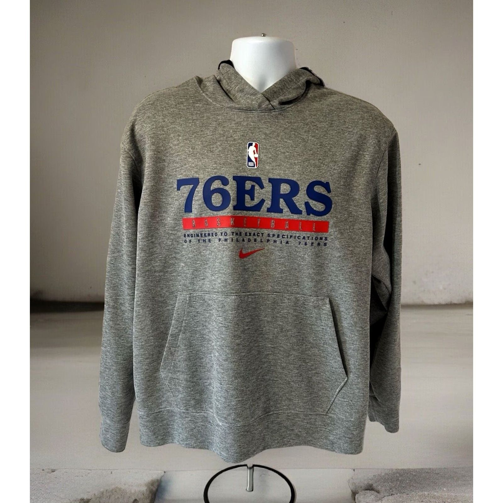 Nike Nike Hoodie Men L Gray 76ers Dri Fit CN3872-063 NBA Sportswear Basketball Logo Graphic Print Hoodie Mens Large Heather Gray Size US L / EU 52-54 / 3 - 4 Thumbnail
