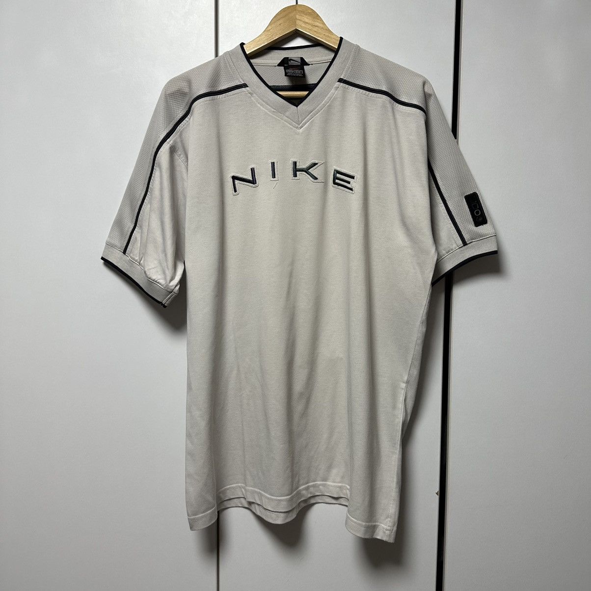 Nike Nike Vintage 90s 00s T-shirts Rare Size US XL / EU 56 / 4 - 1 Thumbnail
