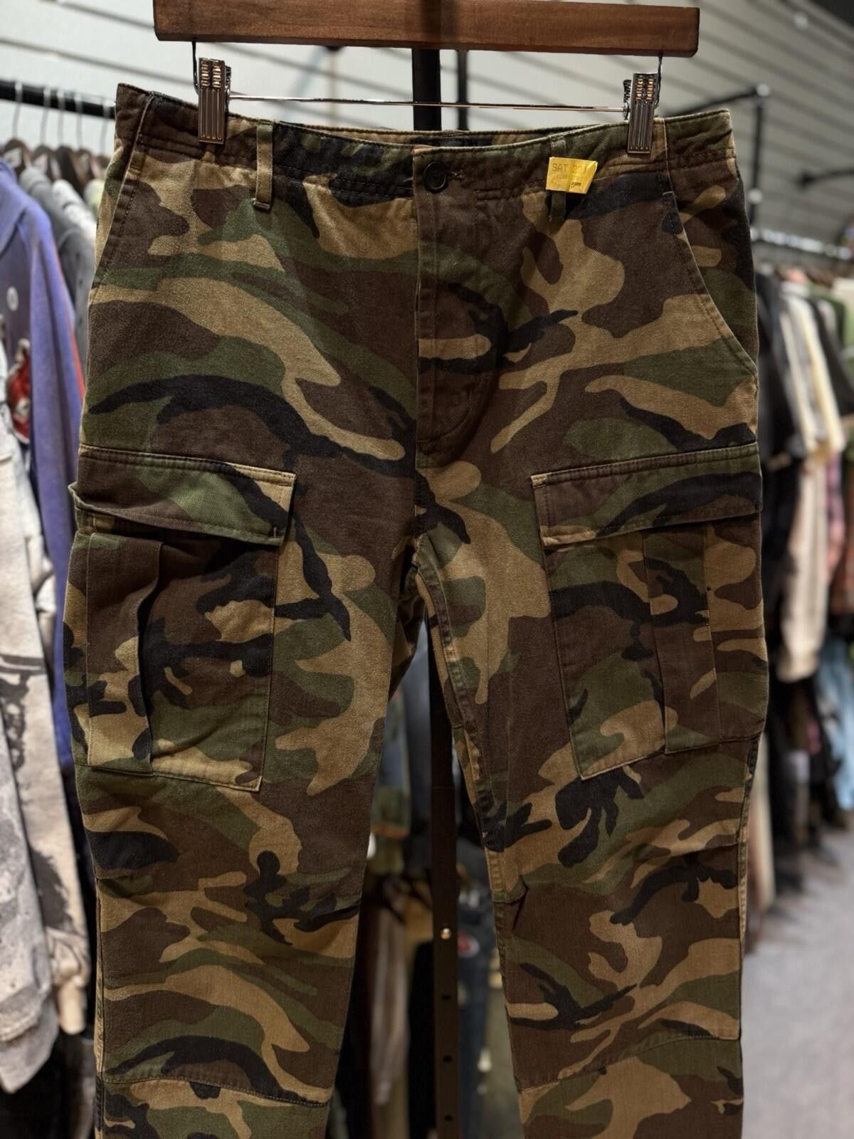 Balenciaga Balenciaga Cargo Pants Mens 48 Camo 100% Authentic Rare Size US 44 / EU 60 - 5 Thumbnail