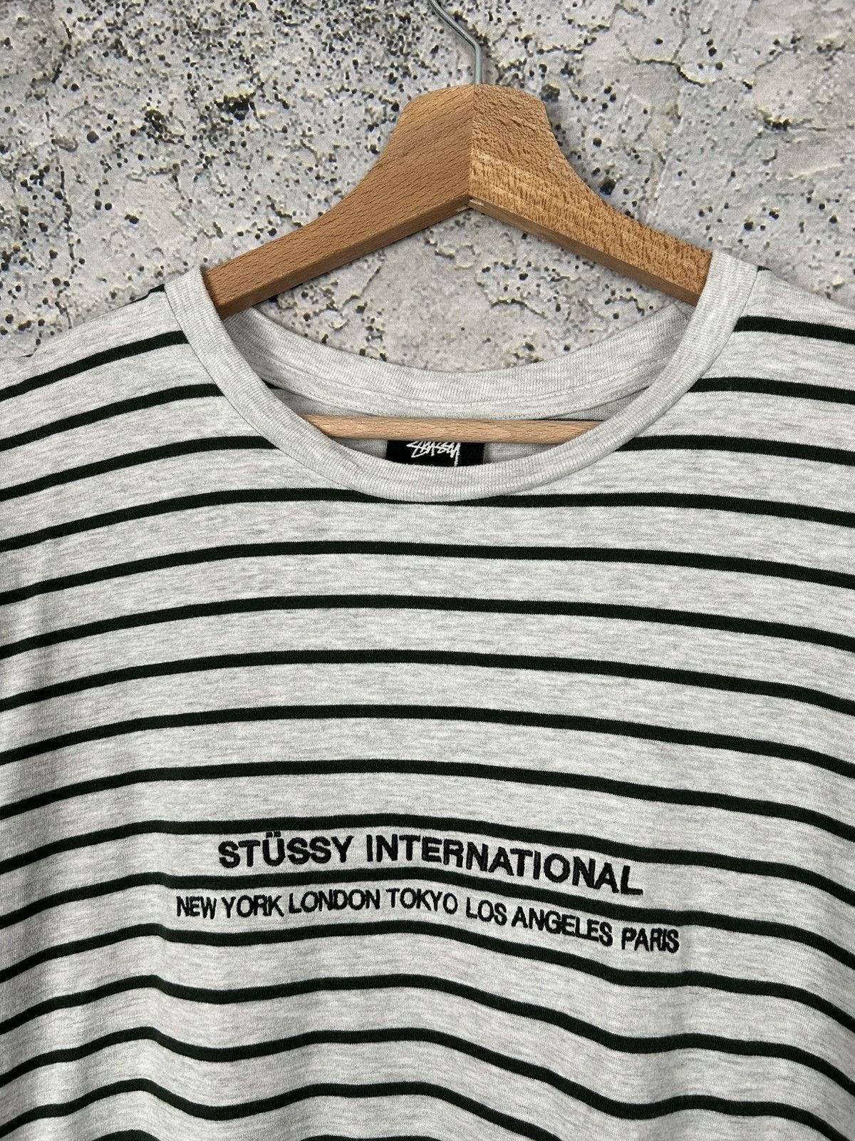 Stussy Vintage Stussy International Stripped Tee Streetwear Hype Size US S / EU 44-46 / 1 - 3 Thumbnail