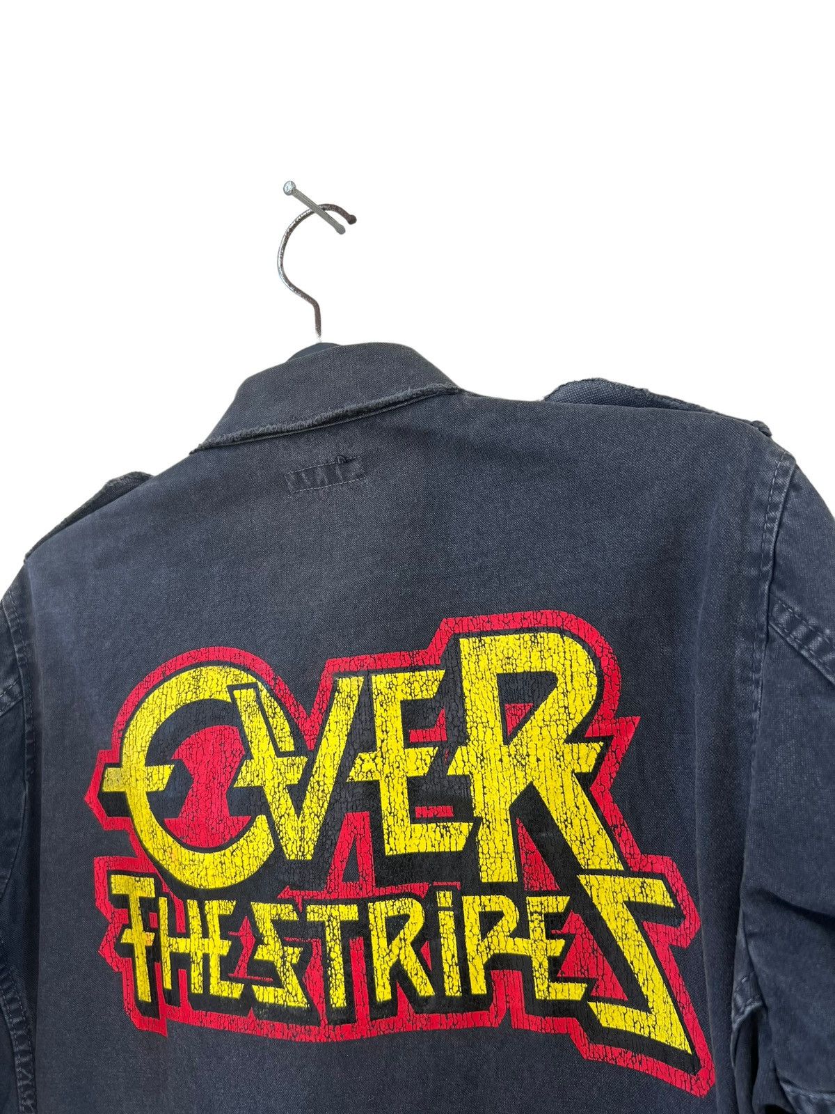 OVER THE STRiPES Vintage OverTheStripes Japan Ozzy Artwork Fade Black Jacket Size US L / EU 52-54 / 3 - 19 Thumbnail