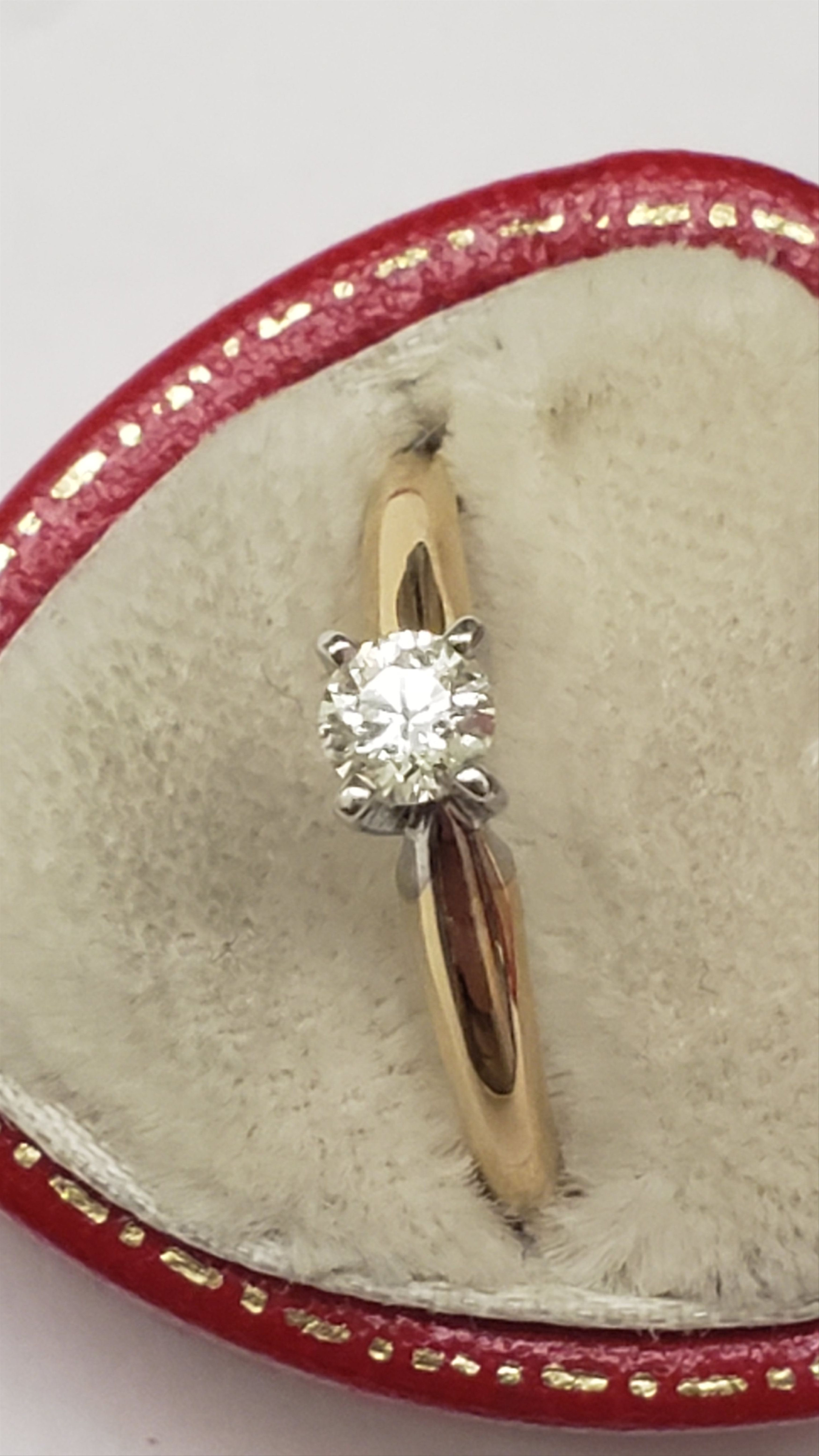 Other Estate 14k gold .25ct solitaire diamond engagement ring Size ONE SIZE - 7 Thumbnail