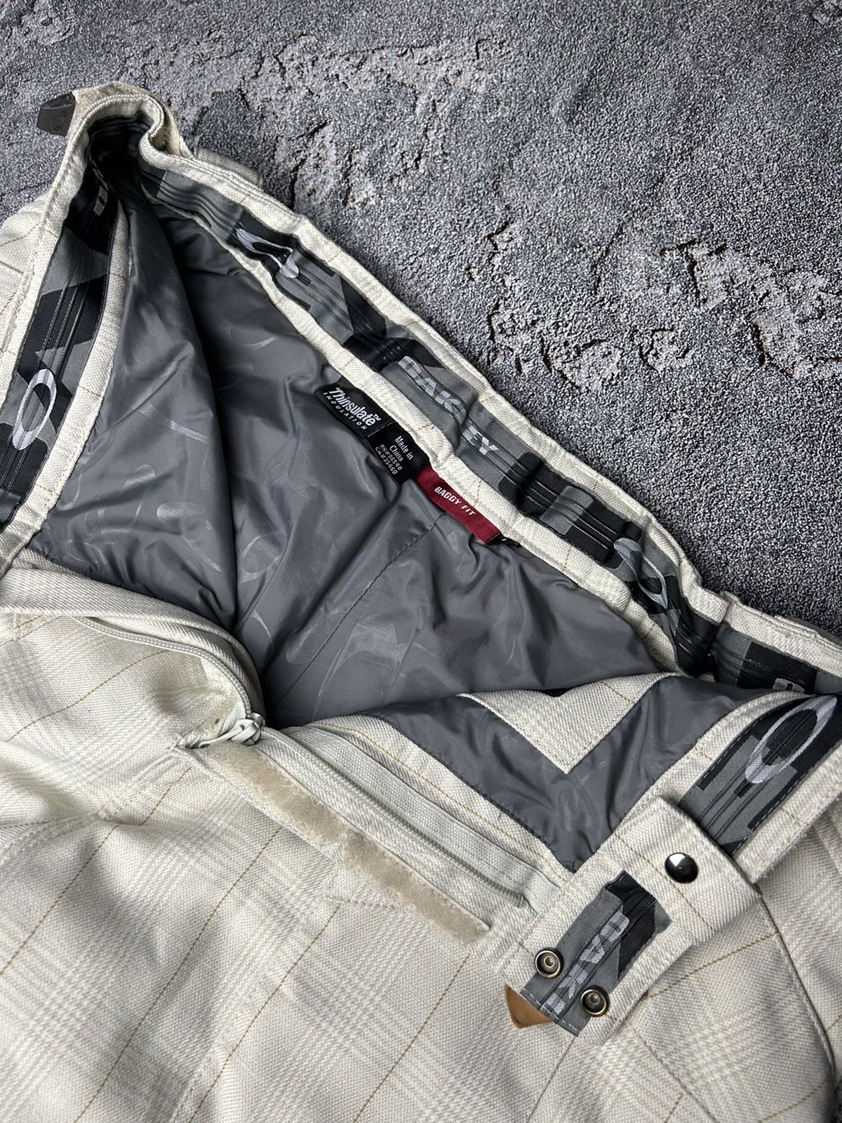 Oakley × Vintage Vintage Oakley Sky Pants Multi Pocket Size 34 Y2K Size US 34 / EU 50 - 6 Thumbnail