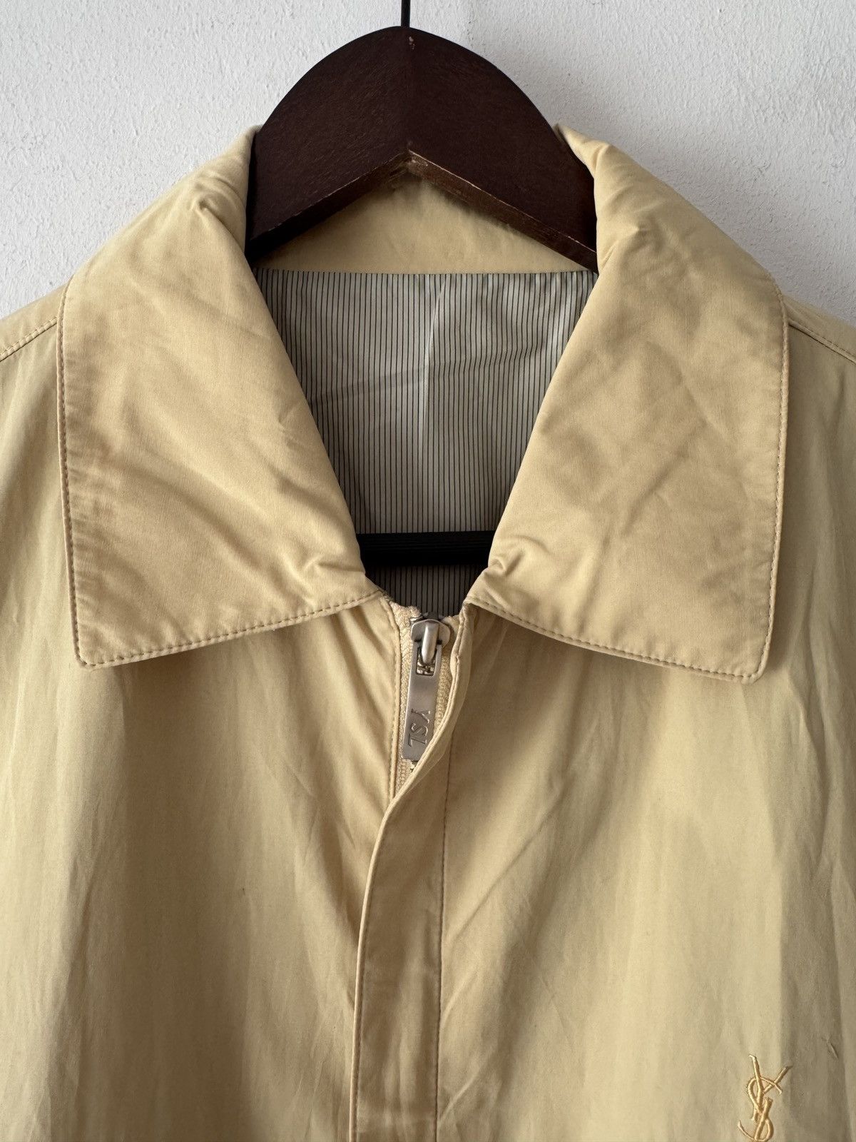 Yves Saint Laurent 🔥🔥 90s Vintage Yves Saint Laurent Beige Light Jacket Size US M / EU 48-50 / 2 - 4 Thumbnail