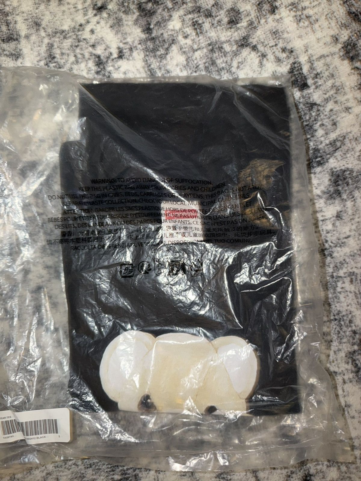 Supreme Supreme bear tee size small black ss25 IN HAND‼️ Size US S / EU 44-46 / 1 - 1 Preview