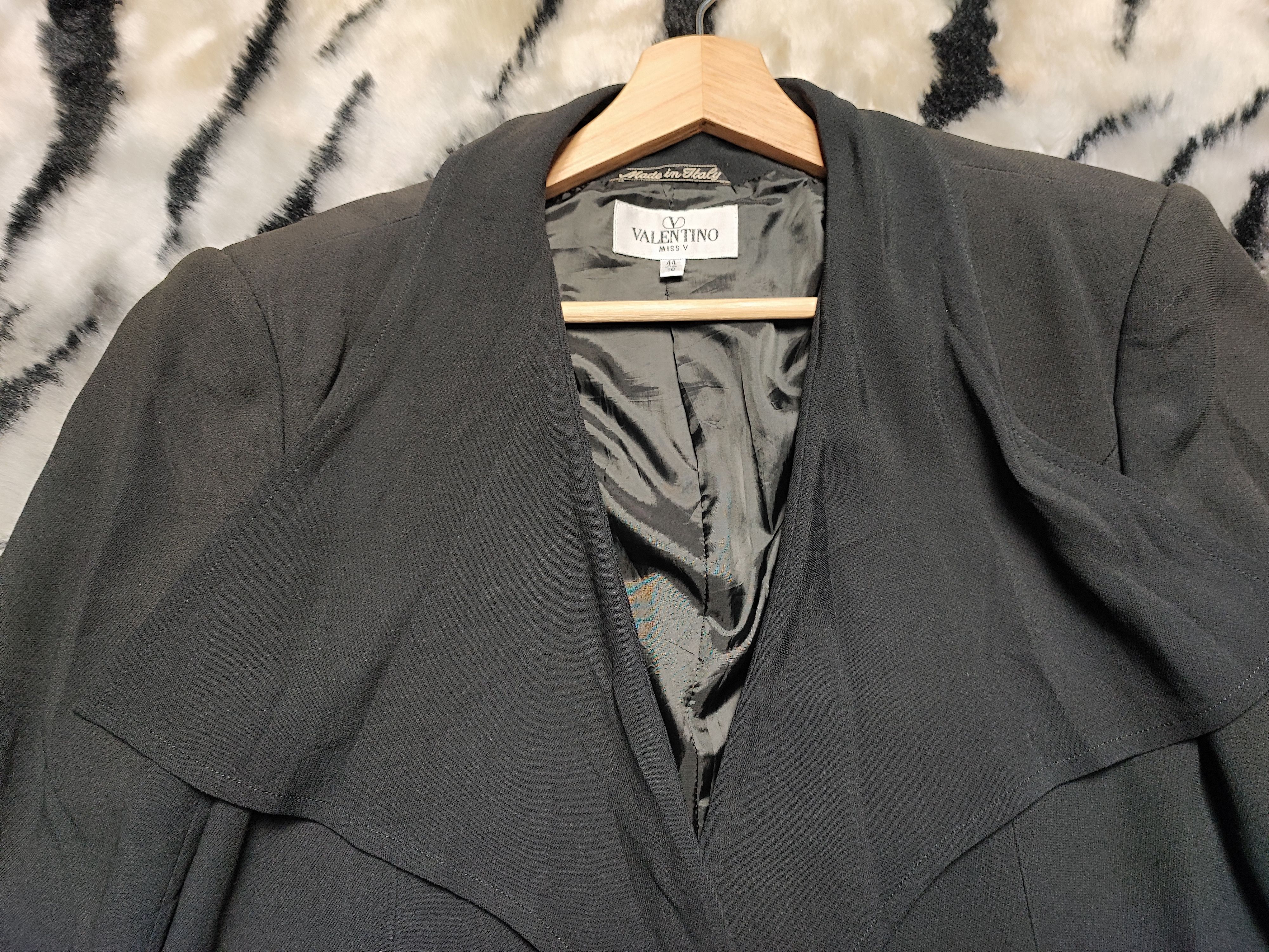 Giovanni Valentino × Valentino × Vintage Vintage Valentino Miss V Velvet Blazer Suit Size 48R - 6 Thumbnail