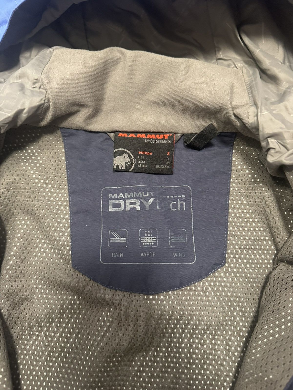 Mammut Mammut DryTech Jacket Mens Outdoor Mini Logo Size US S / EU 44-46 / 1 - 7 Thumbnail
