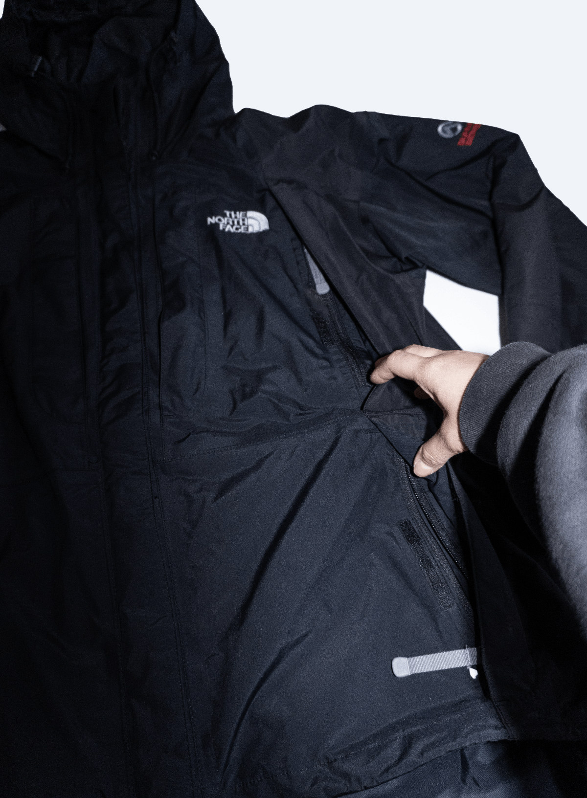 The North Face Vintage The North Face Summit Series Gore-Tex XCR Jacket Size L / US 10 / IT 46 - 5 Thumbnail