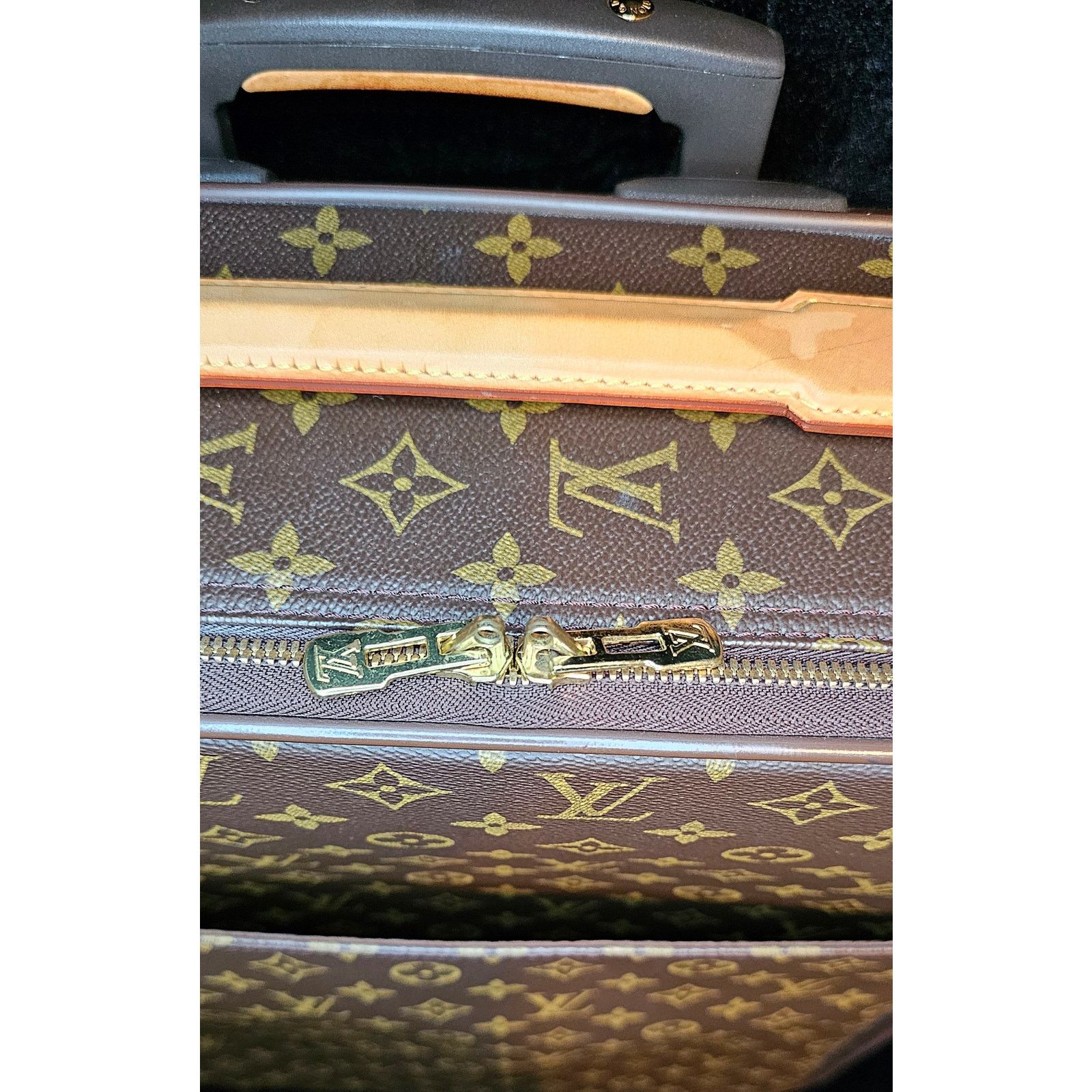 Louis Vuitton Louis Vuitton Pegase 45 rolling suitcase in Monogram canvas Size ONE SIZE - 17 Thumbnail