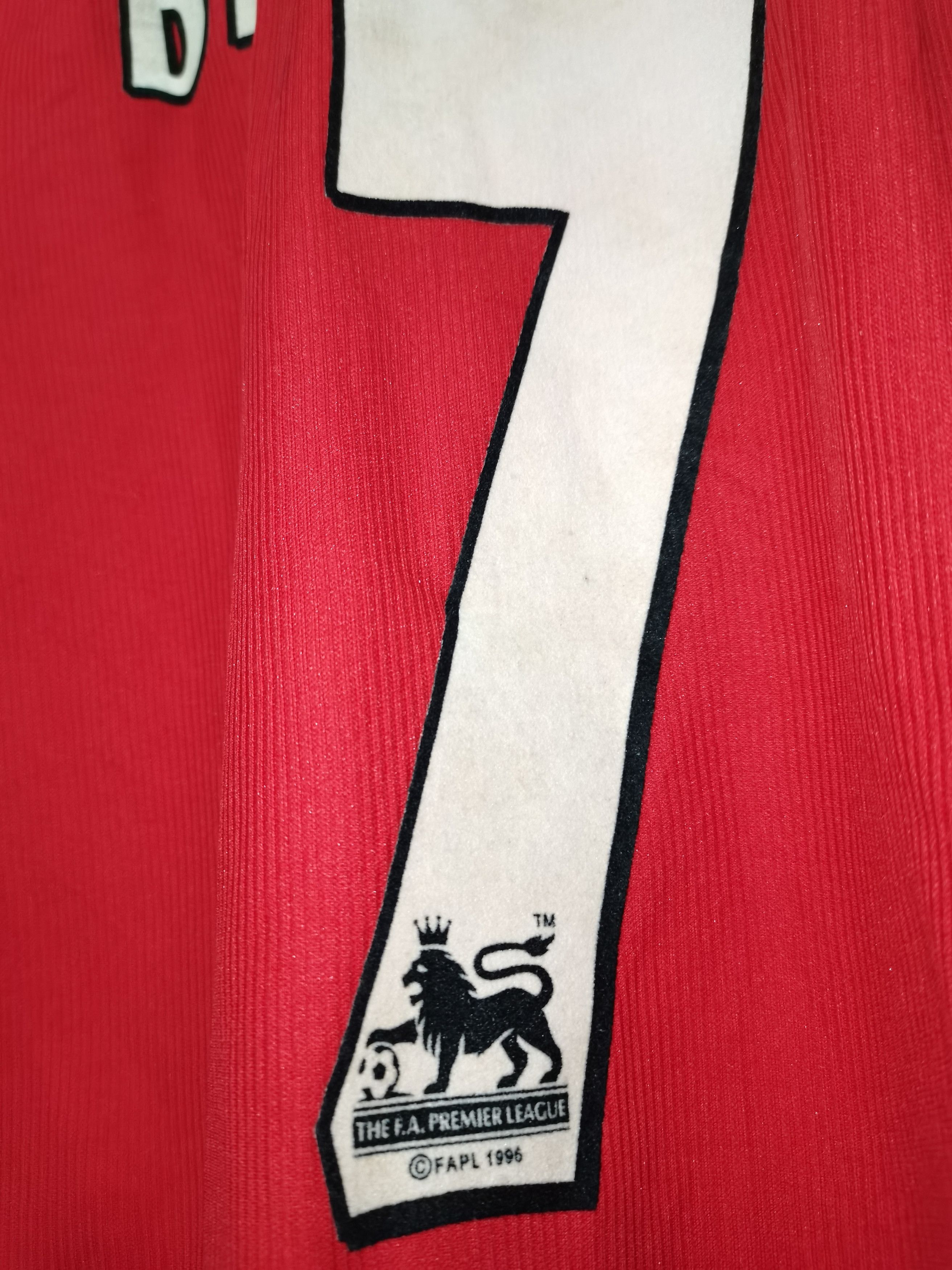 Umbro Manchester united Beckham vintage football jersey rare 1996 Size US M / EU 48-50 / 2 - 14 Thumbnail