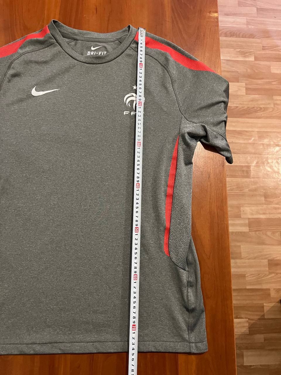 Nike 2011/12 FRANCE TEAM TRAINING SOCCER JERSEY FOOTBALL SHIRT L Size US L / EU 52-54 / 3 - 11 Thumbnail