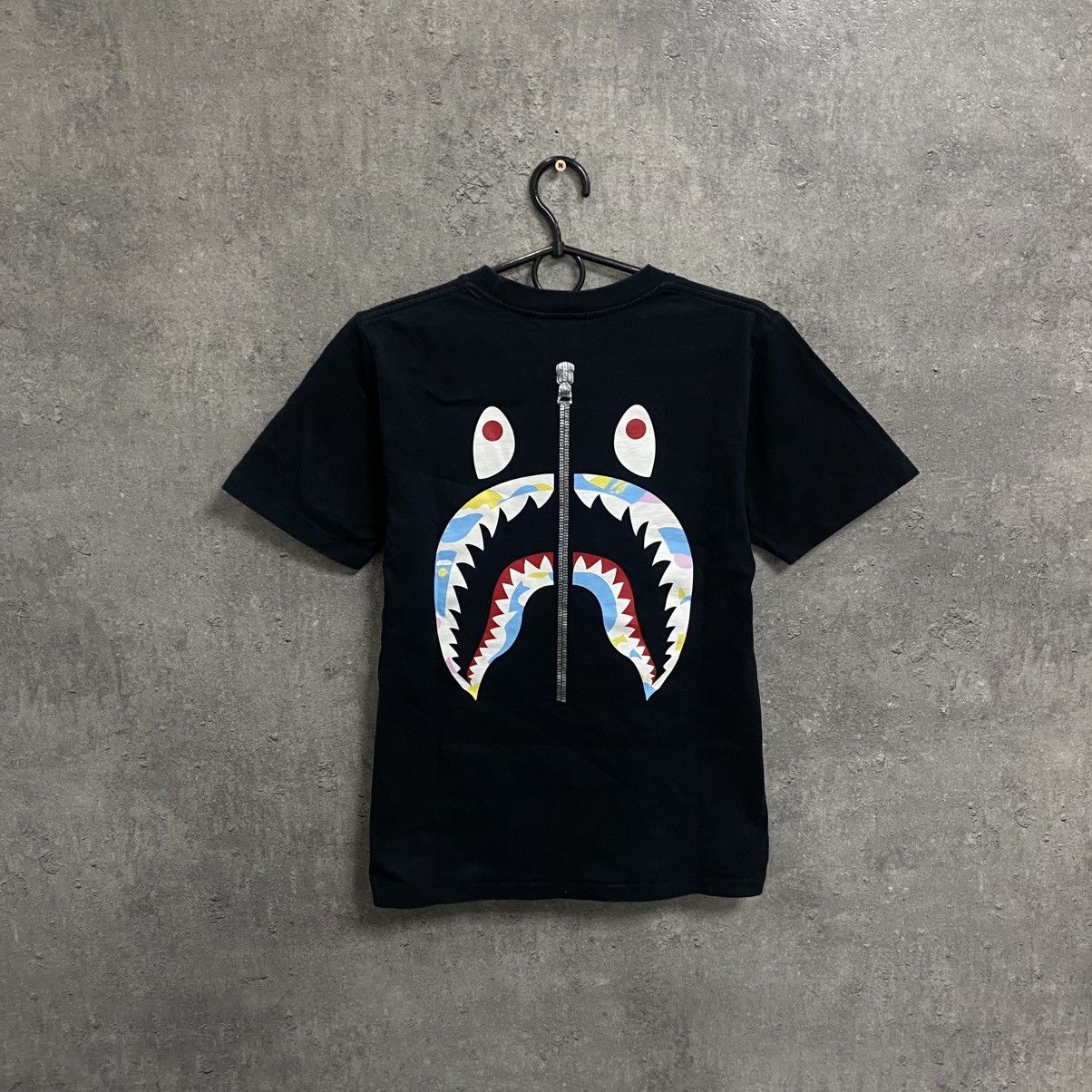 Bape A Bathing Ape Bape WGM Shark T-Shirt Big Logo Ladies Size XS / US 0-2 / IT 36-38 - 1 Thumbnail
