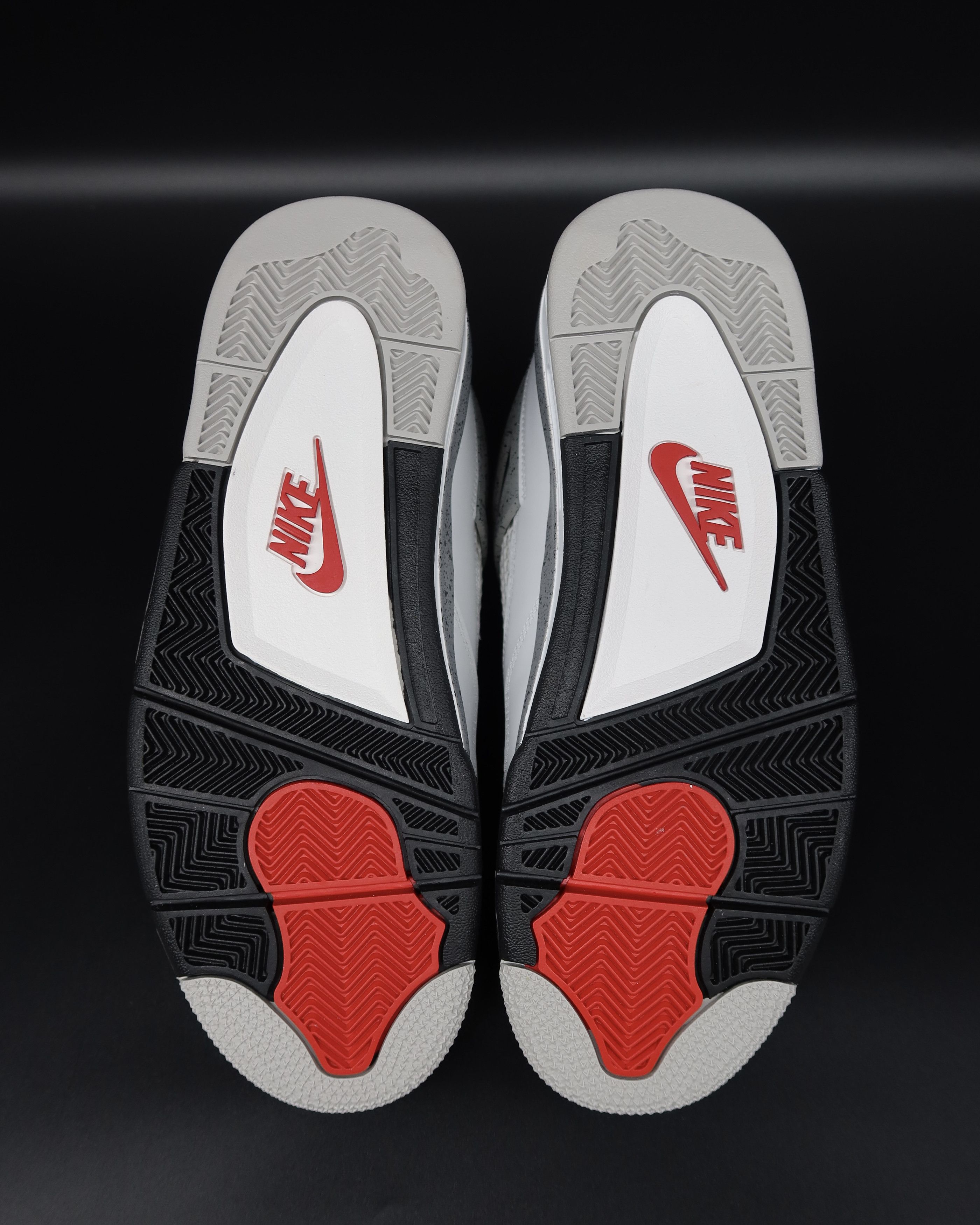 Jordan Brand Jordan 4 Retro White Cement (2025) - Size 10 Size US 10 / EU 43 - 5 Thumbnail