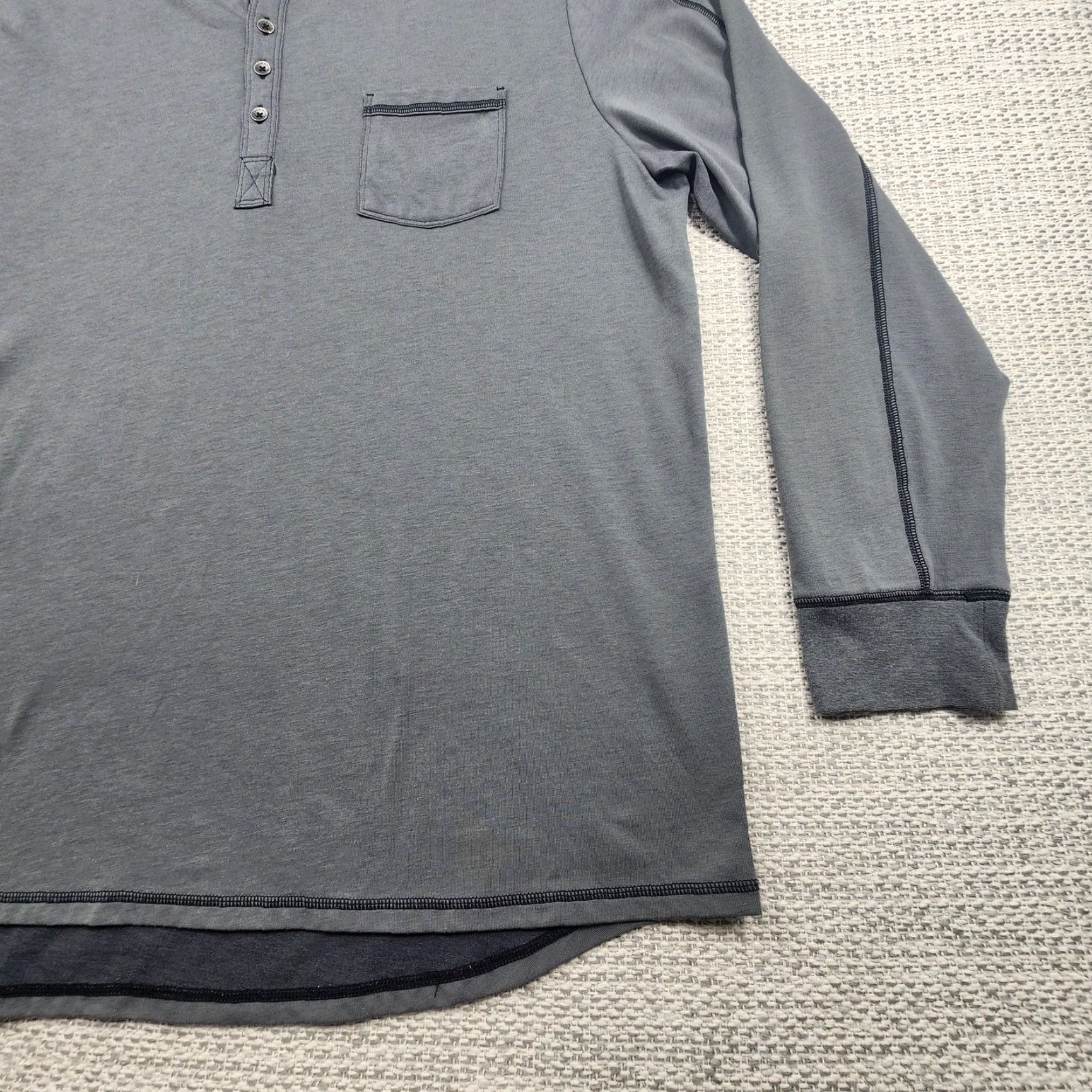 Tommy Bahama VINTAGE Tommy Bahama Island Zone Shirt Mens 2XL Gray Long Sleeve Henley Pocket Pullover Size US XXL / EU 58 / 5 - 2 Thumbnail