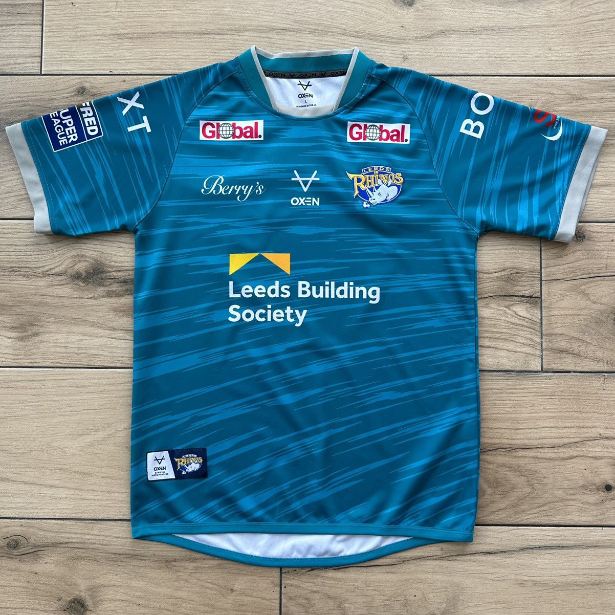 Other Leeds Rhinos Unusual Oxen Rugby League Shirt Men's Size L Size US L / EU 52-54 / 3 - 1 Thumbnail