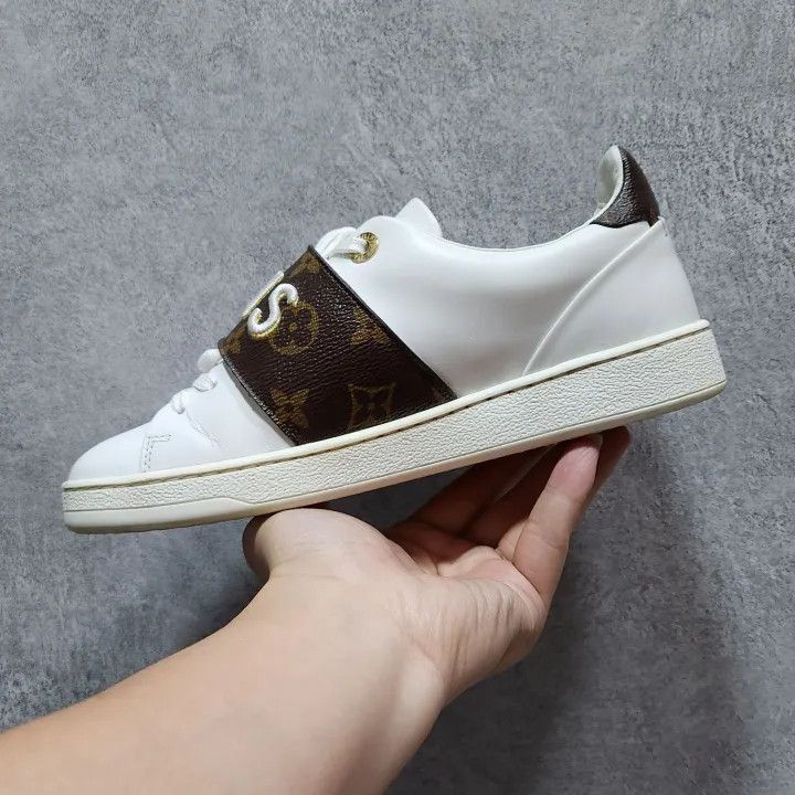 Louis Vuitton Louis Vuitton Frontrow Fashion Sneakers for Women -2508 Size US 6 / IT 36 - 5 Thumbnail
