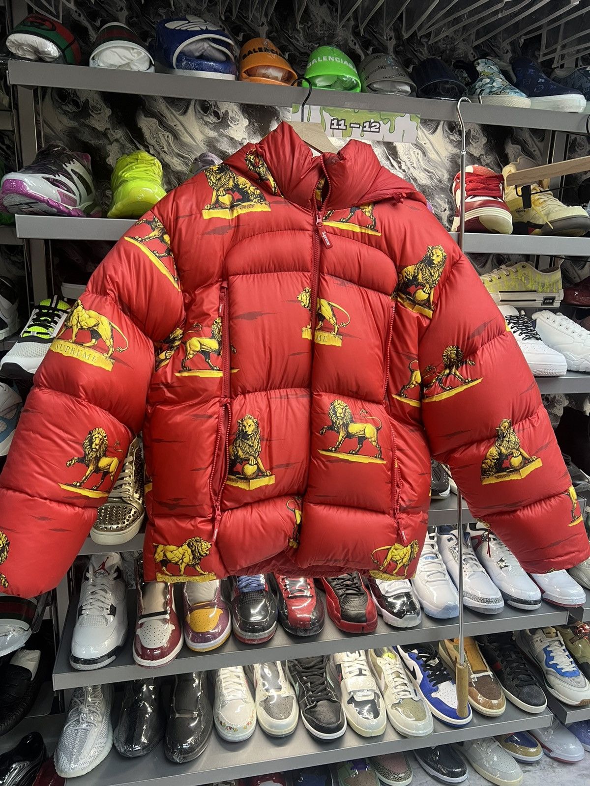 Supreme Supreme Lion Bomber Jacket Size US XL / EU 56 / 4 - 1 Thumbnail