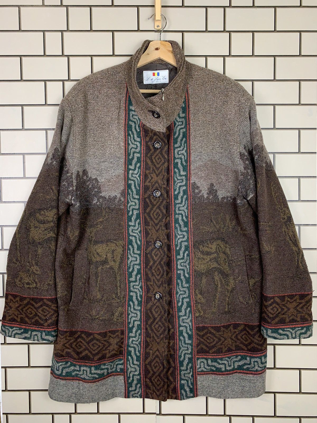 Designer × Japanese Brand × Vintage Vintage Japanese Brand Motif Animal Jacket Size XL / US 12-14 / IT 48-50 - 1 Thumbnail